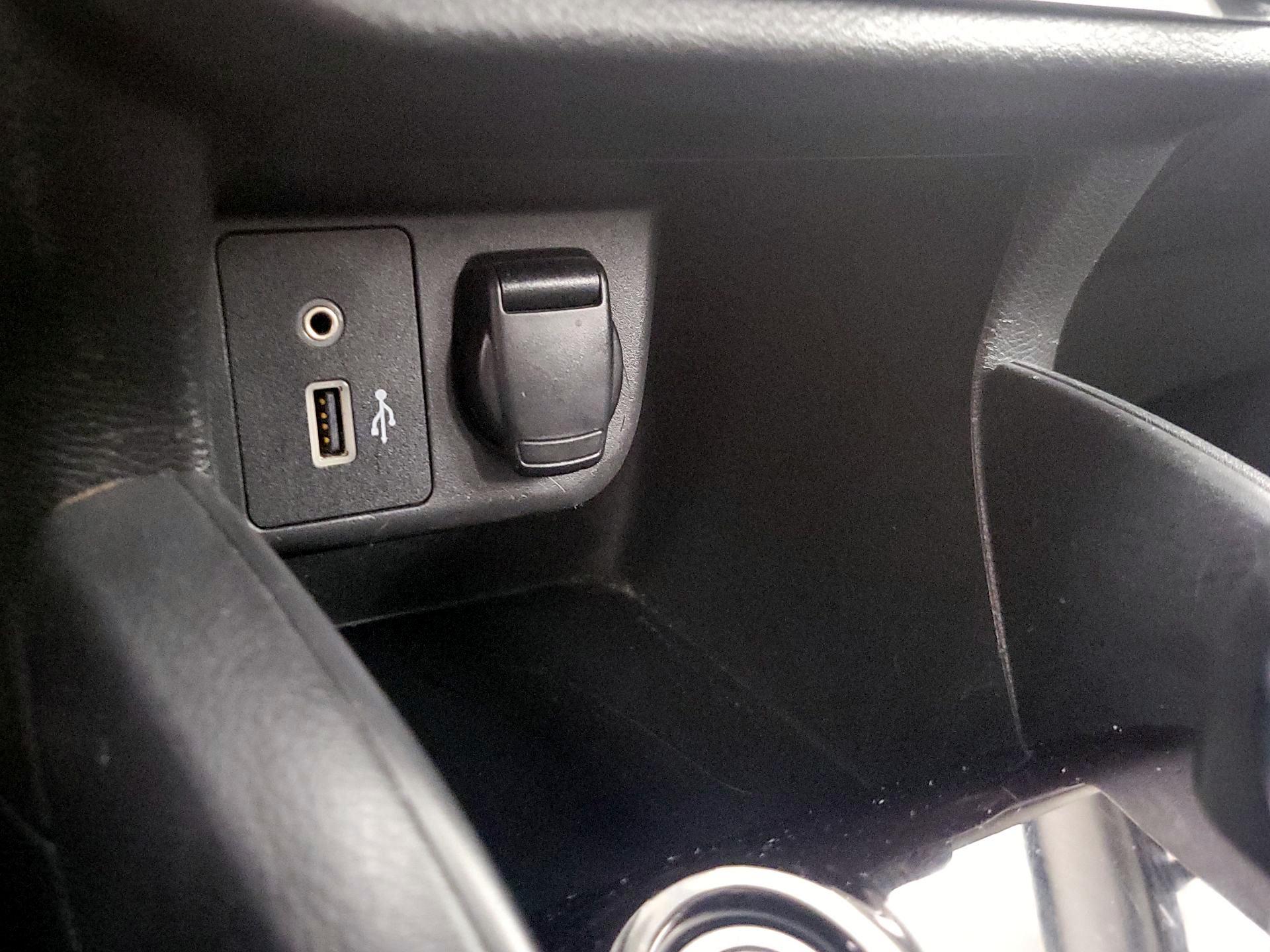 Thumbnail: 2020 Nissan Versa - 17