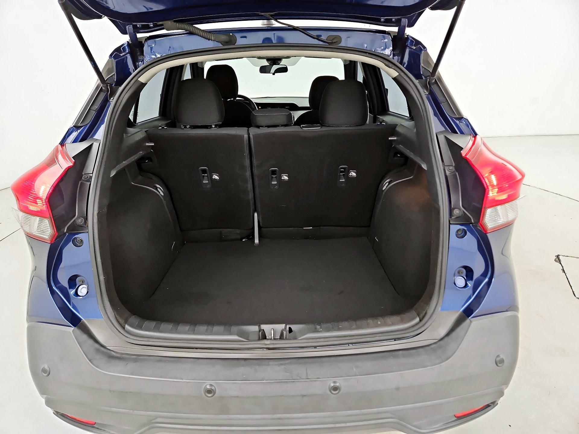 Thumbnail: 2020 Nissan Kicks - 19