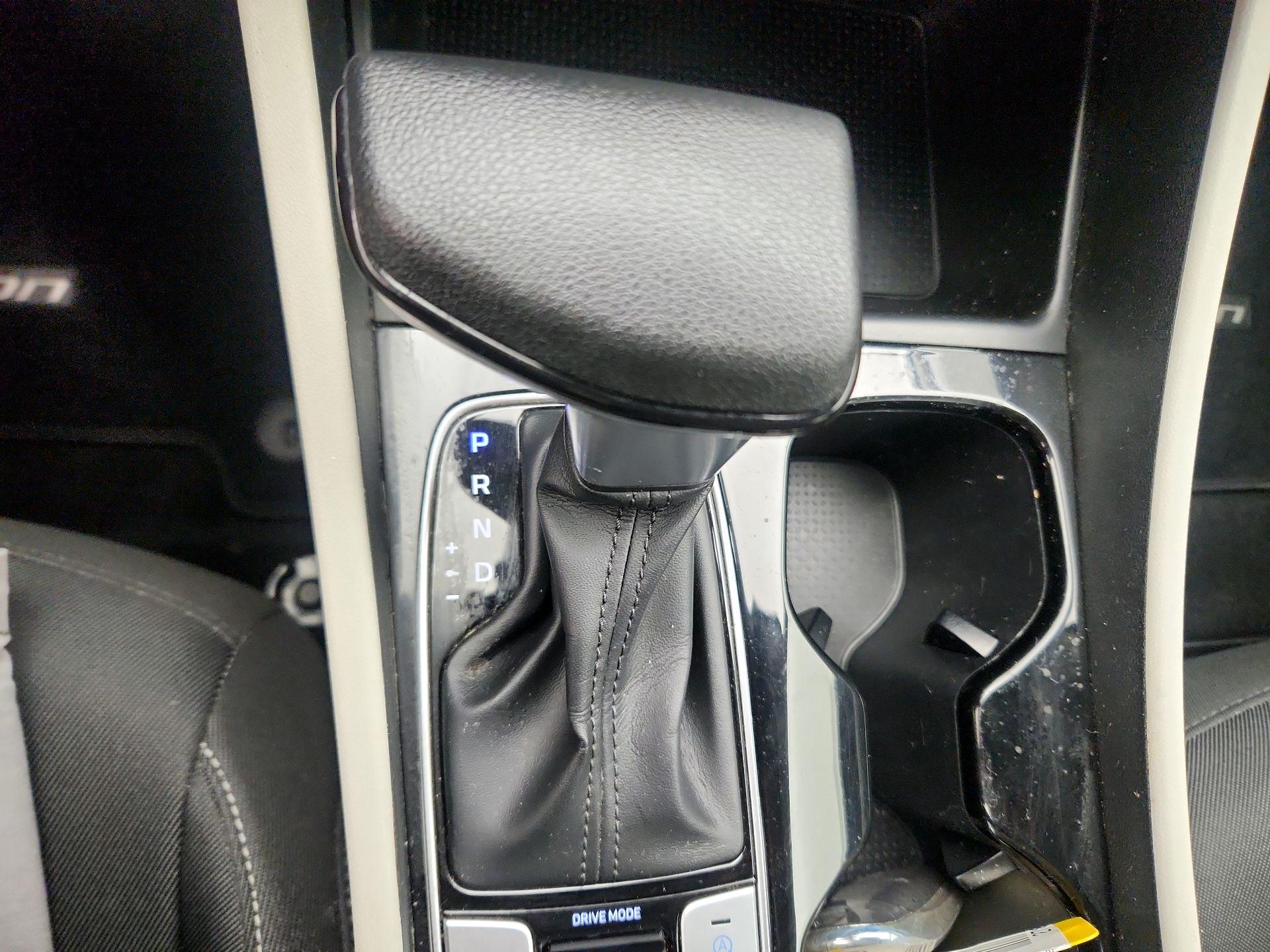 Thumbnail: 2022 Hyundai Tucson - 17