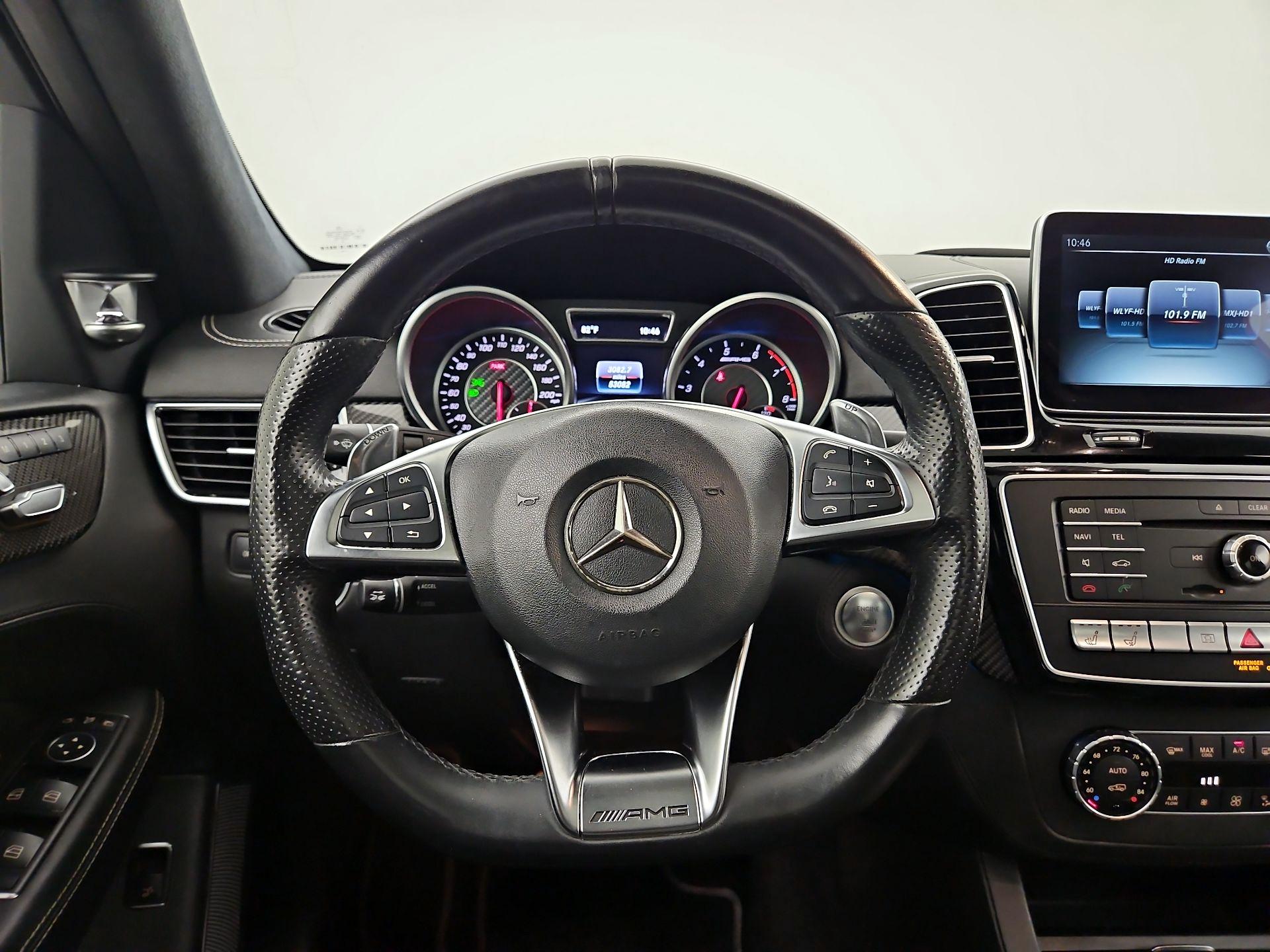 Thumbnail: 2016 Mercedes-Benz GL-Class - 10