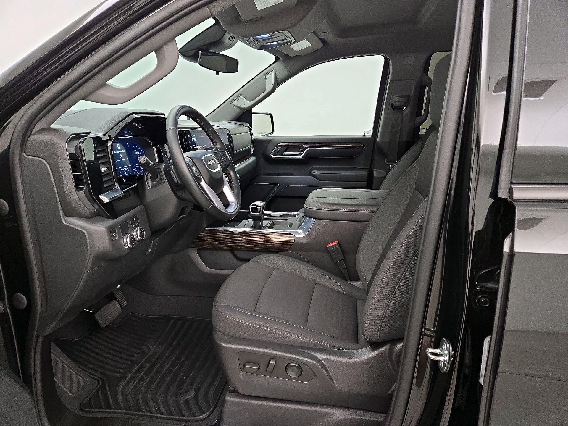 Thumbnail: 2023 GMC Sierra 1500 - 11