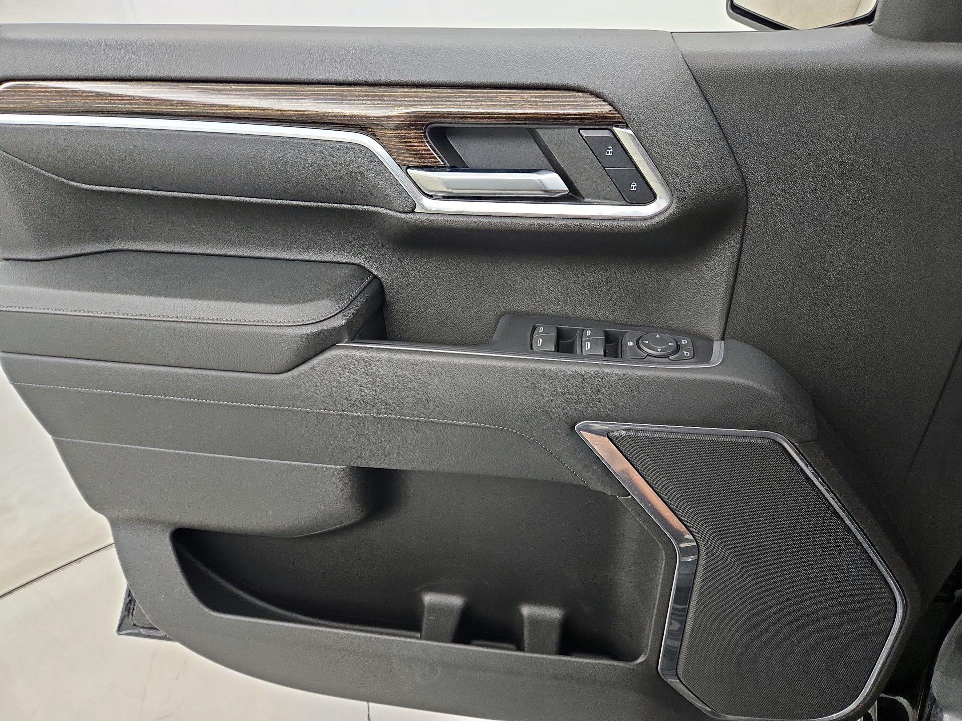 Thumbnail: 2023 GMC Sierra 1500 - 12