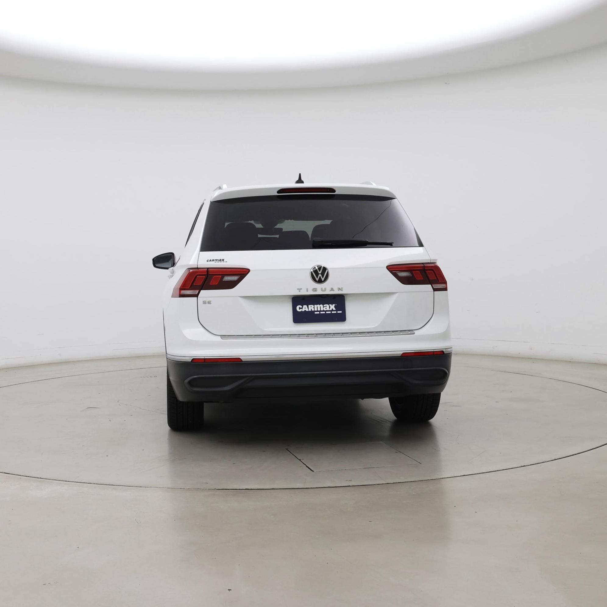 Thumbnail: 2022 Volkswagen Tiguan - 6
