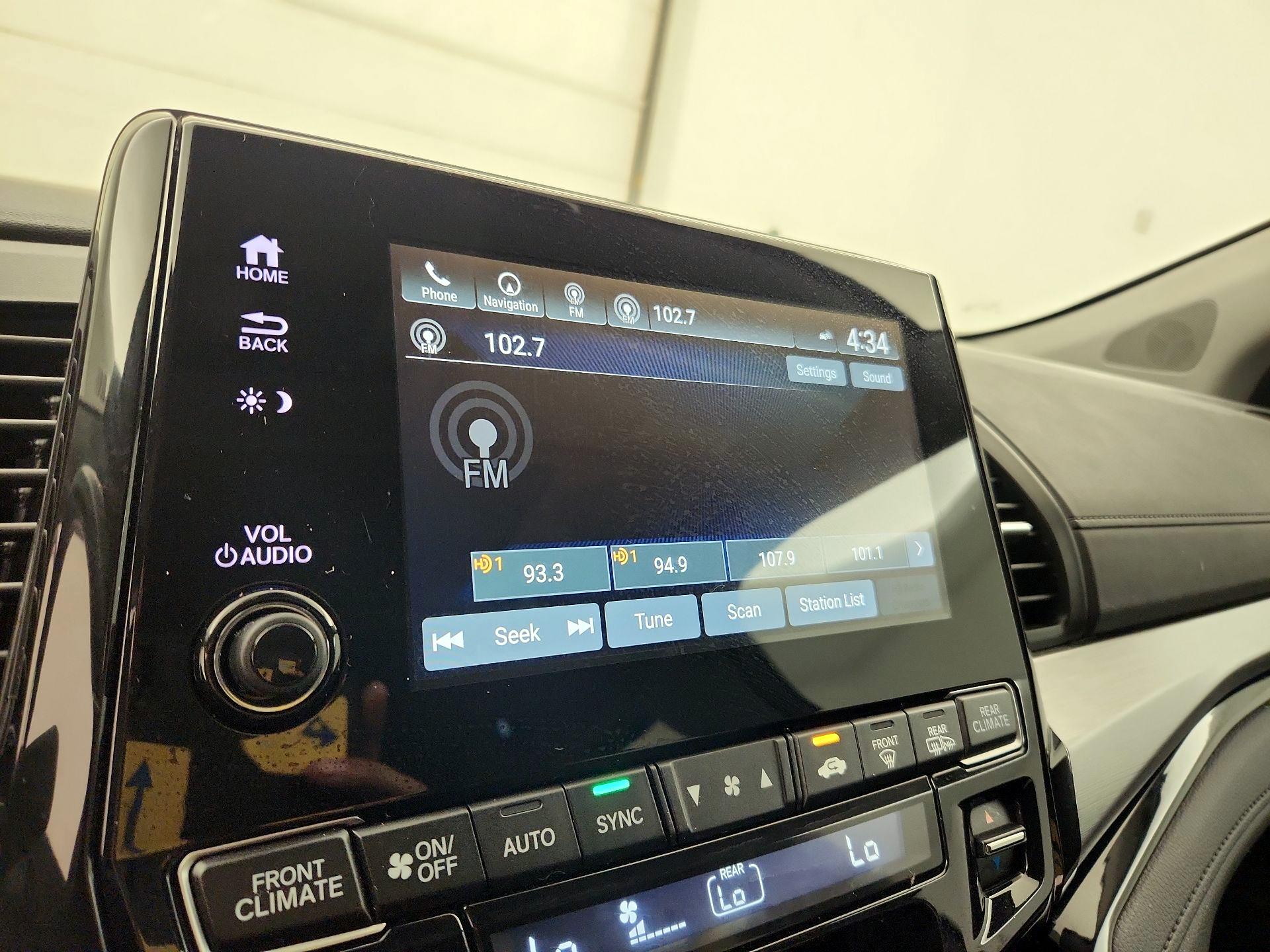 Thumbnail: 2023 Honda Odyssey - 16