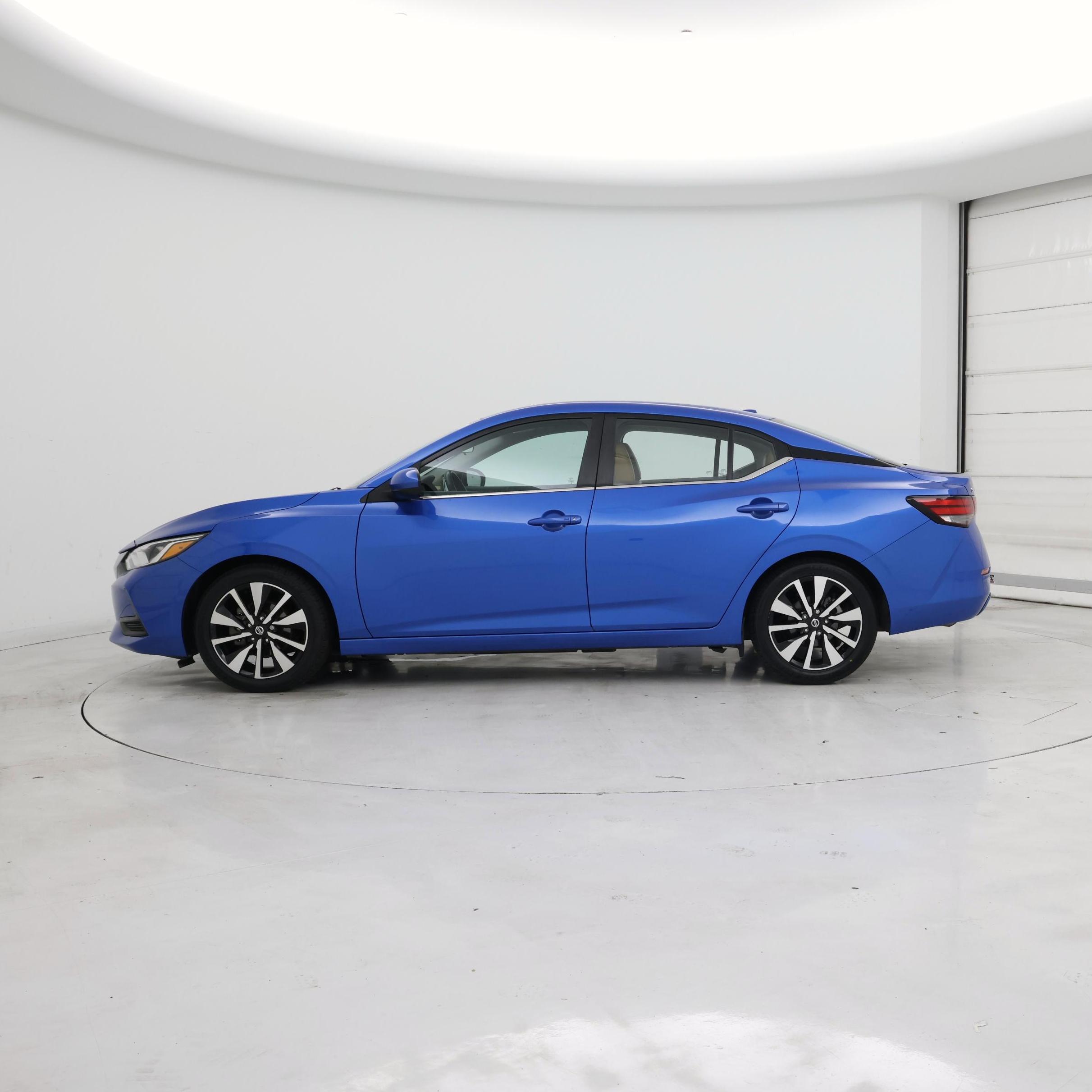 Thumbnail: 2023 Nissan Sentra - 3