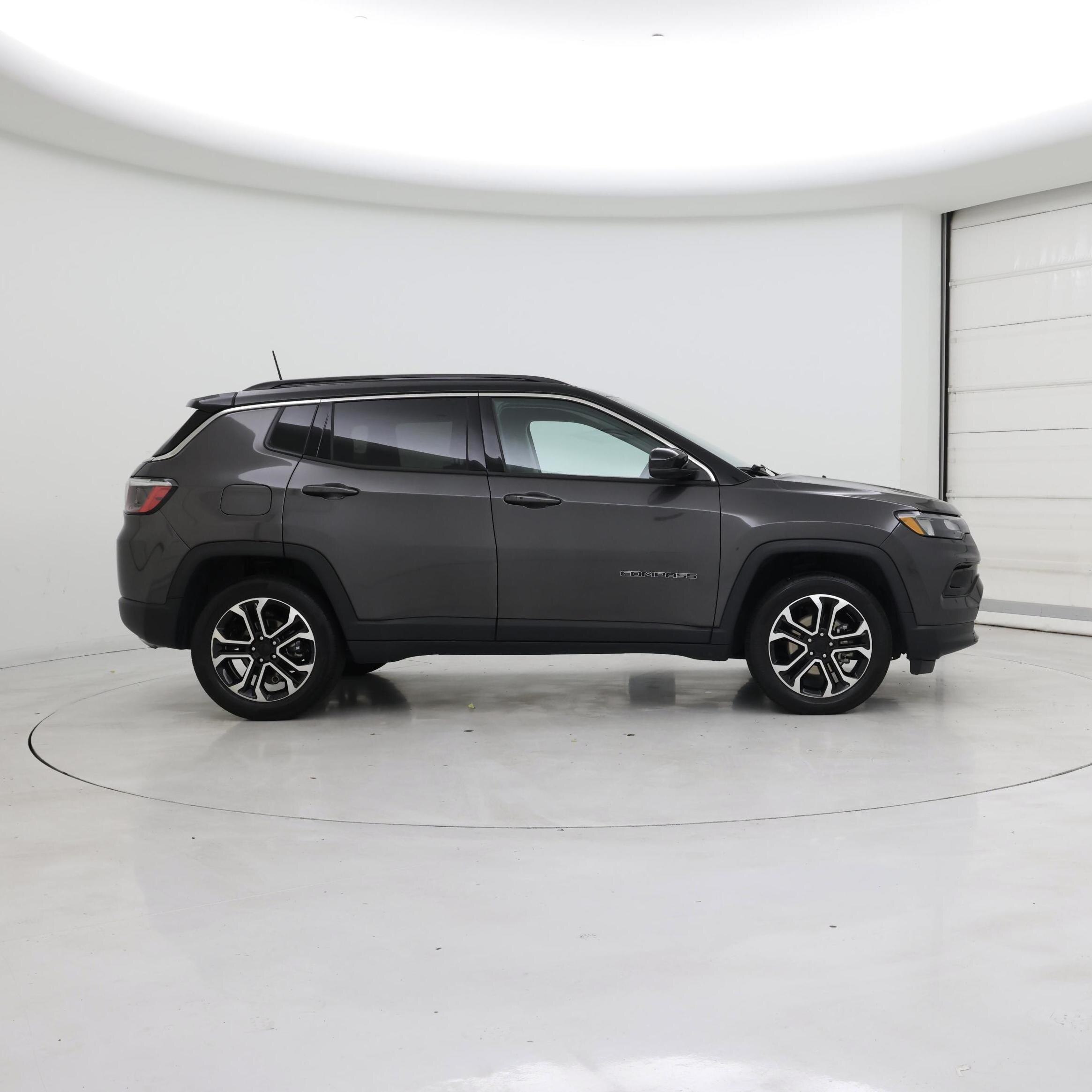 Thumbnail: 2022 Jeep Compass - 7