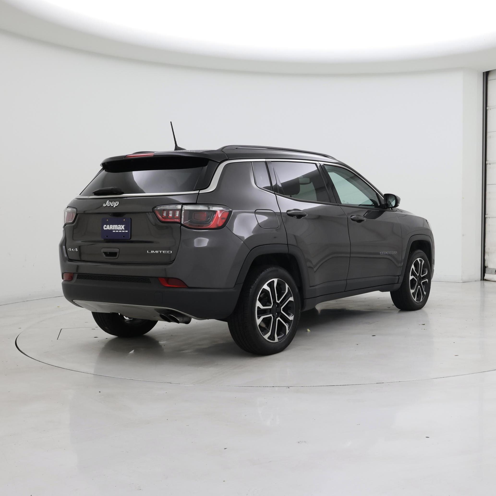Thumbnail: 2022 Jeep Compass - 8