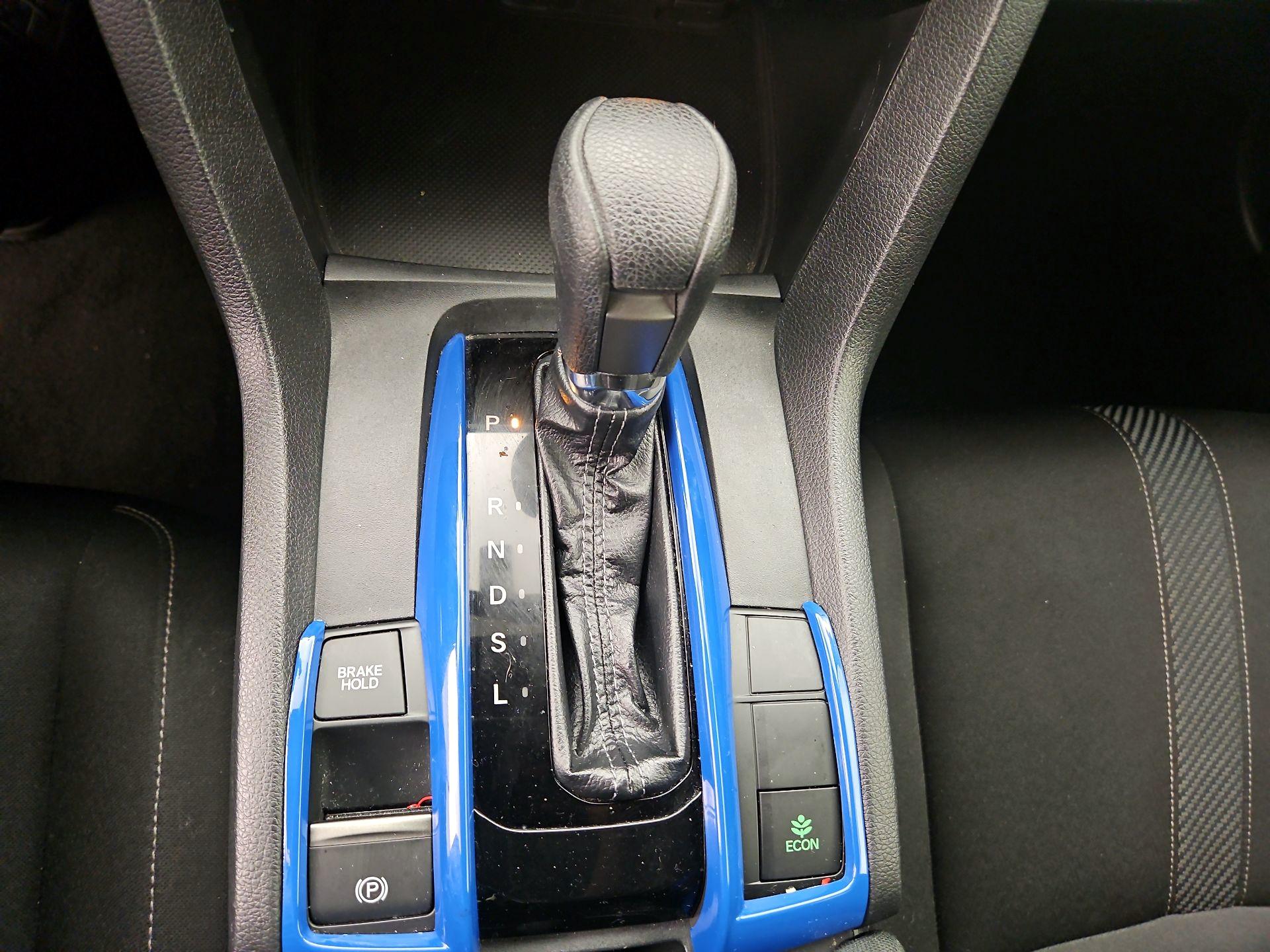 Thumbnail: 2017 Honda Civic - 17