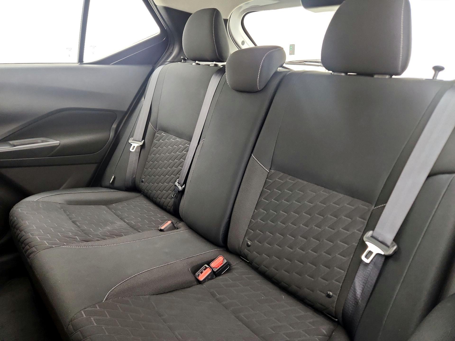 Thumbnail: 2021 Nissan Kicks - 19