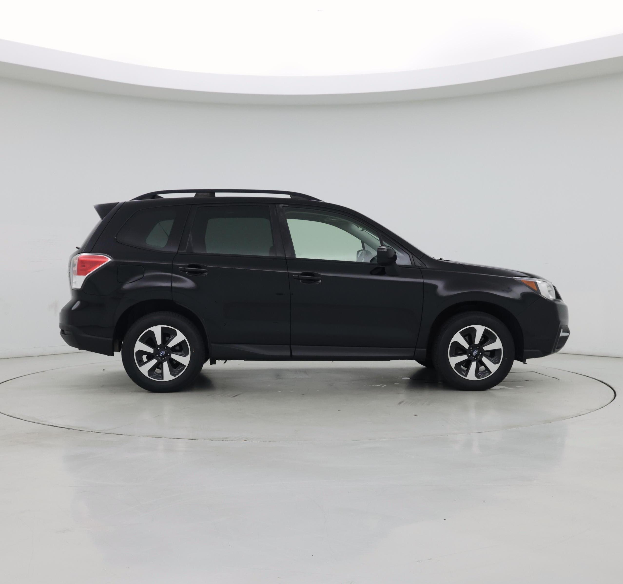 Thumbnail: 2017 Subaru Forester - 7