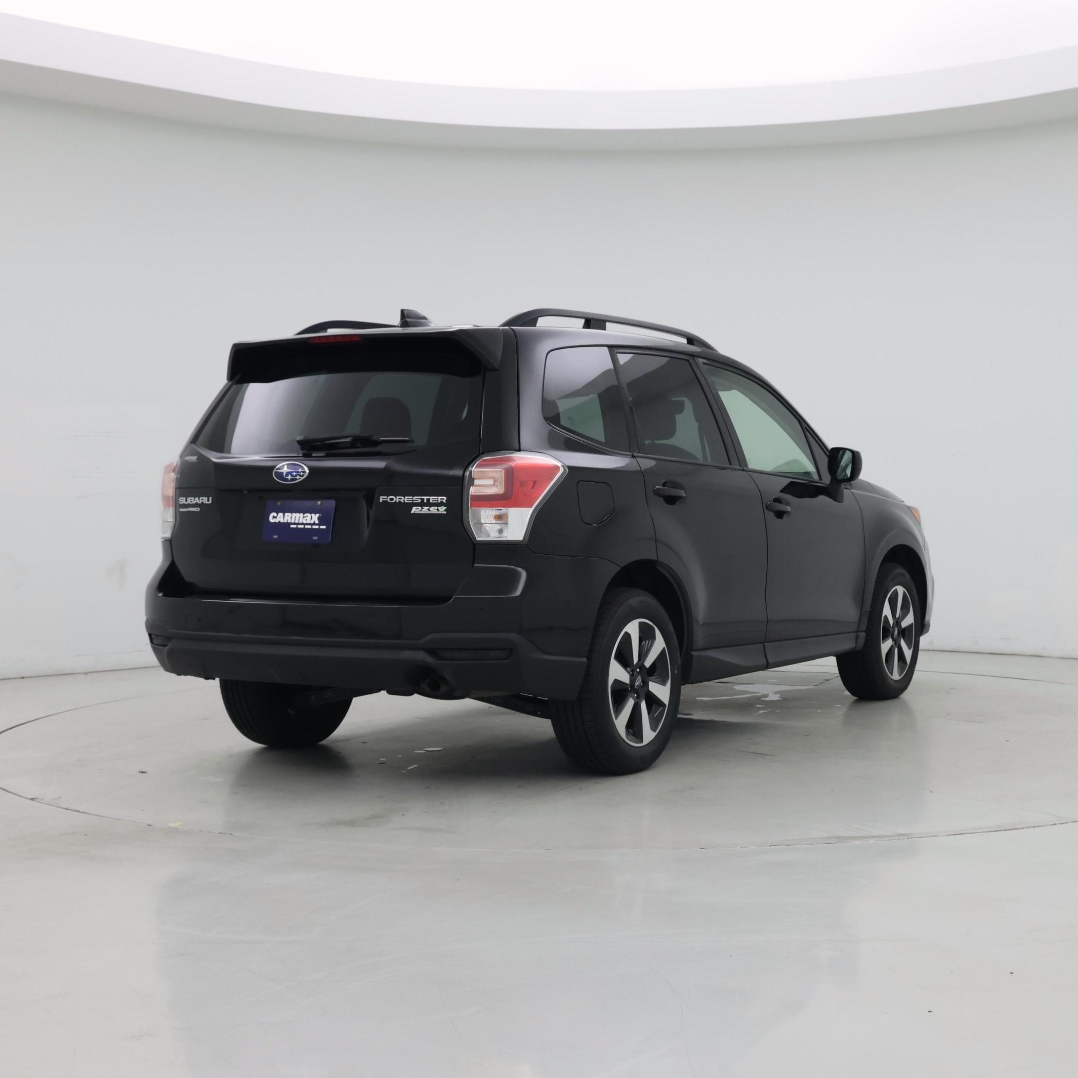 Thumbnail: 2017 Subaru Forester - 8