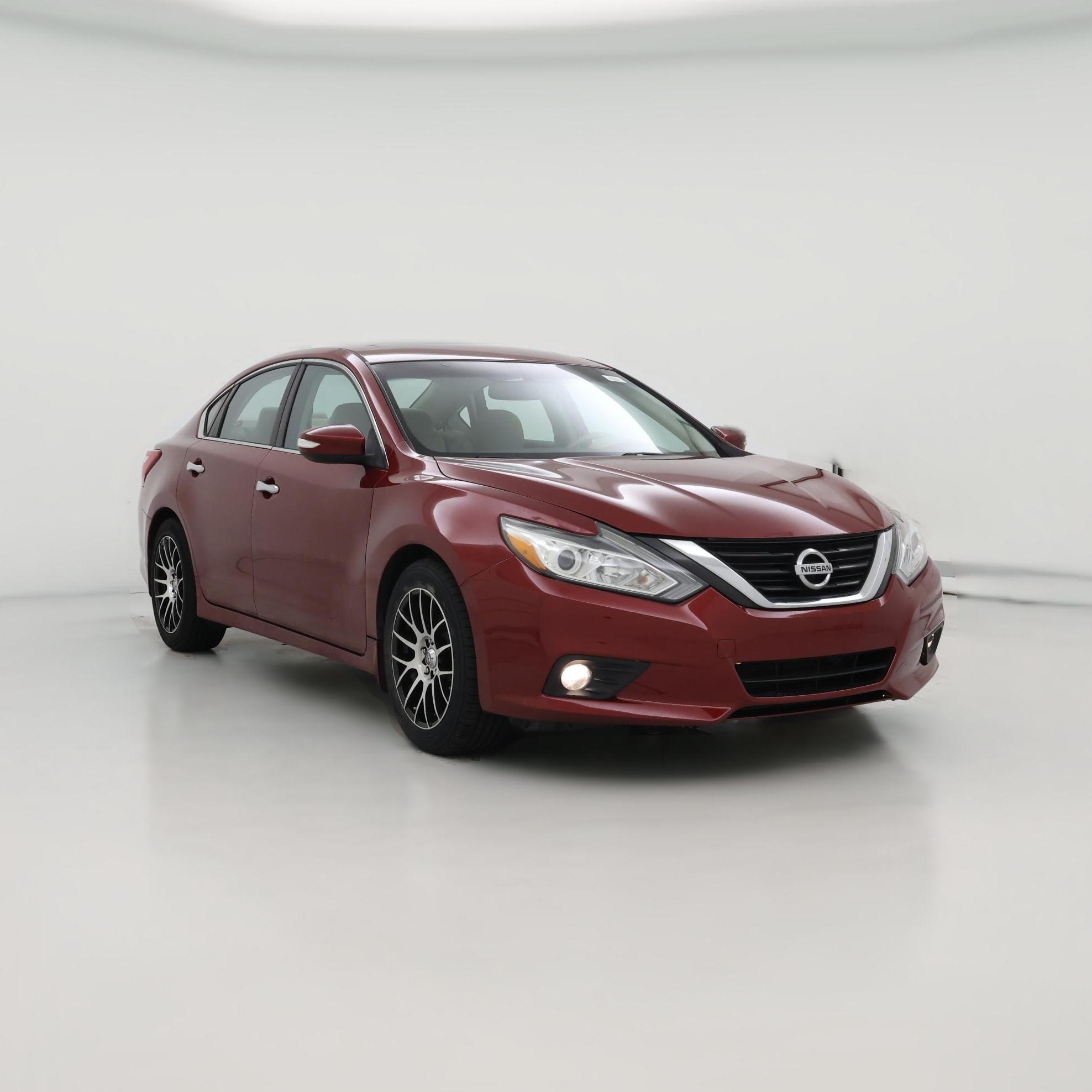 Thumbnail: 2017 Nissan Altima - 1