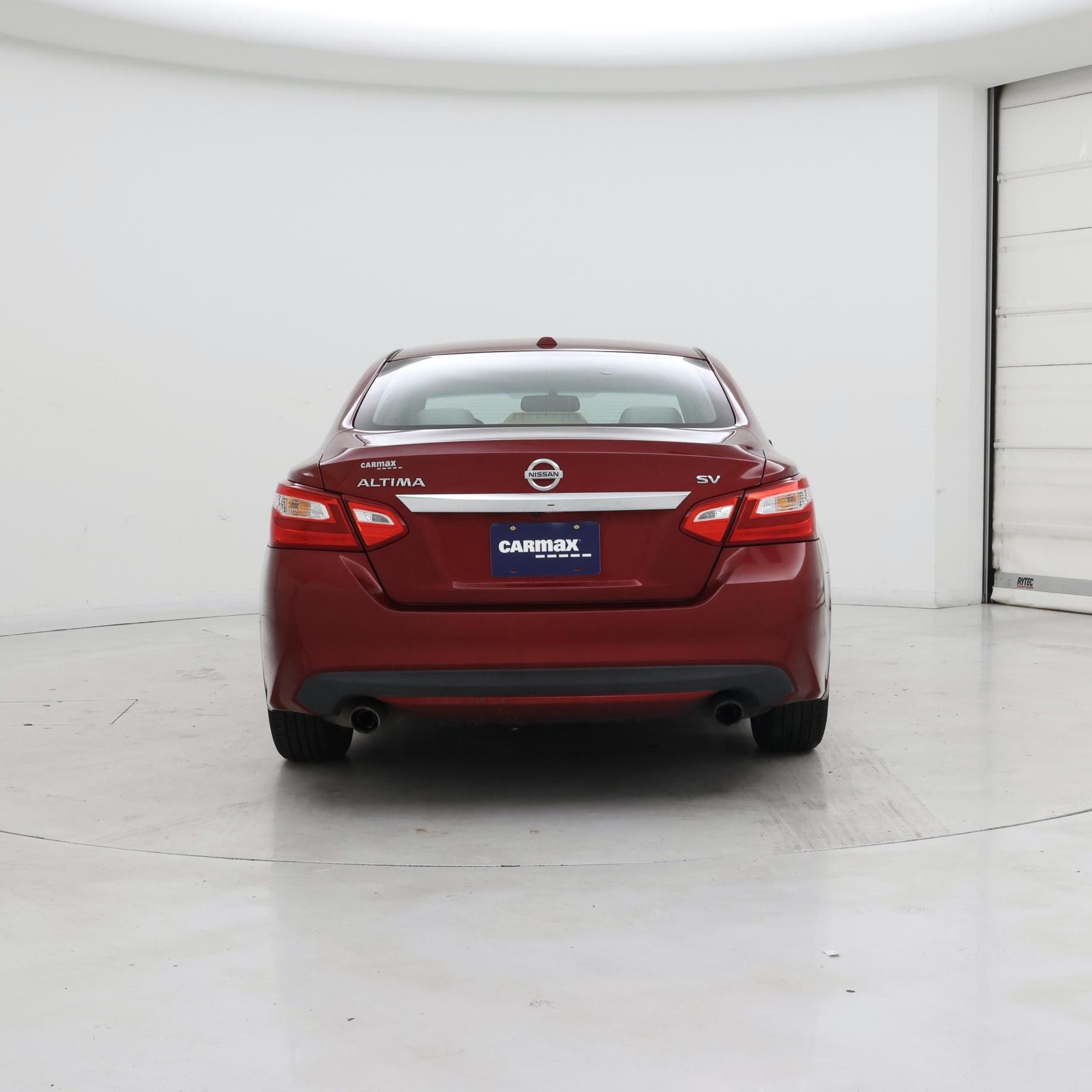 Thumbnail: 2017 Nissan Altima - 6