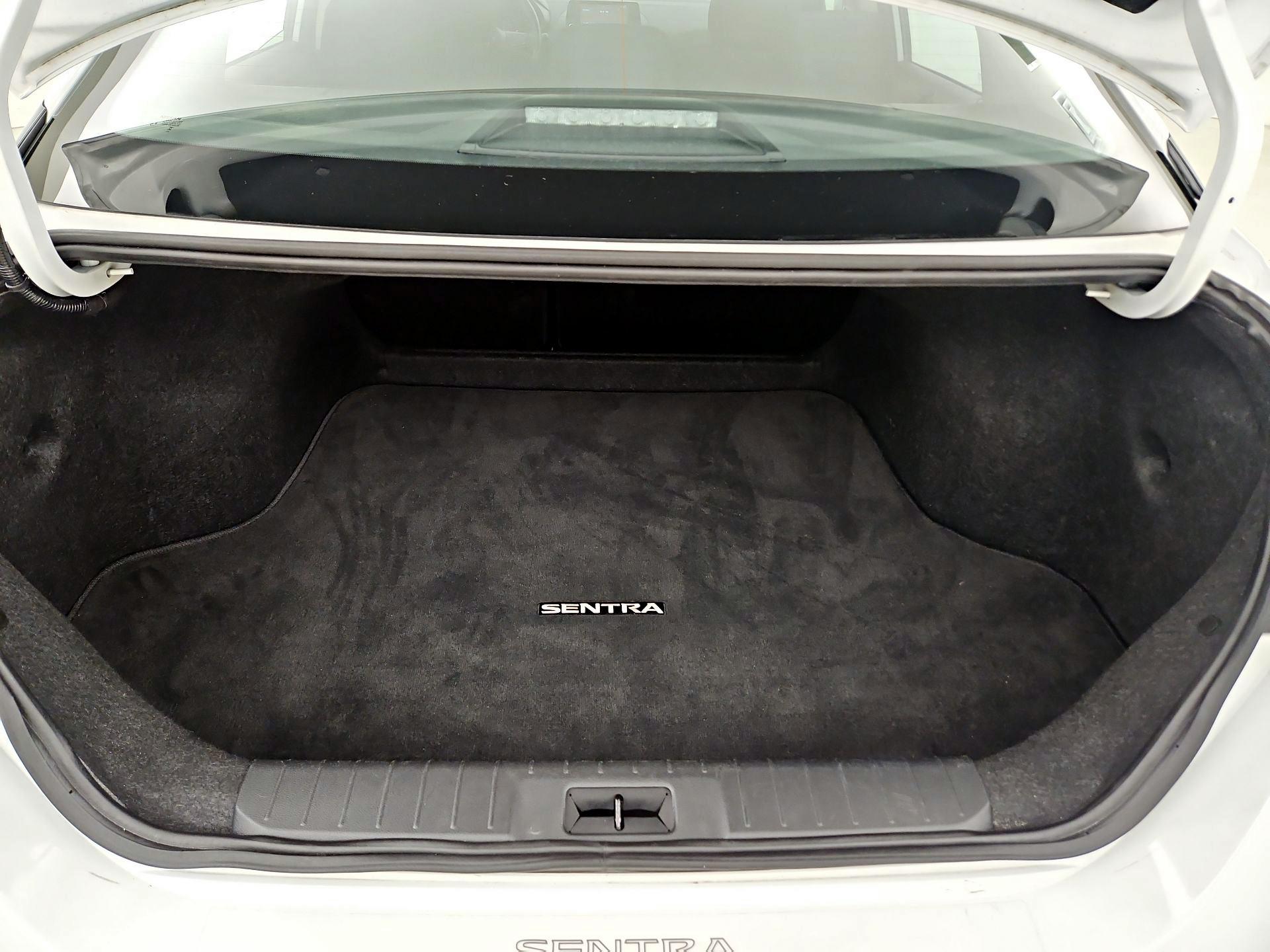 Thumbnail: 2024 Nissan Sentra - 20