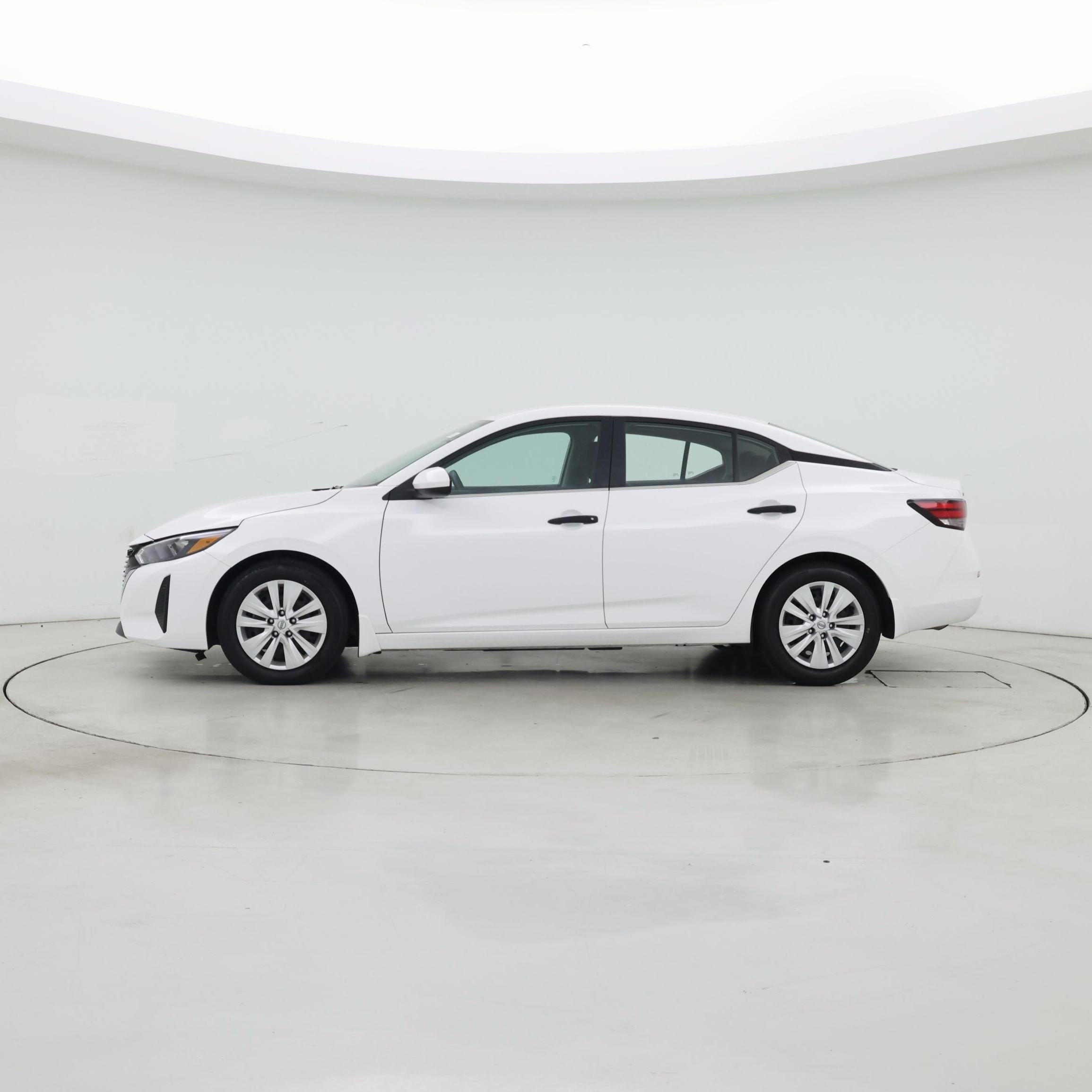 Thumbnail: 2024 Nissan Sentra - 3