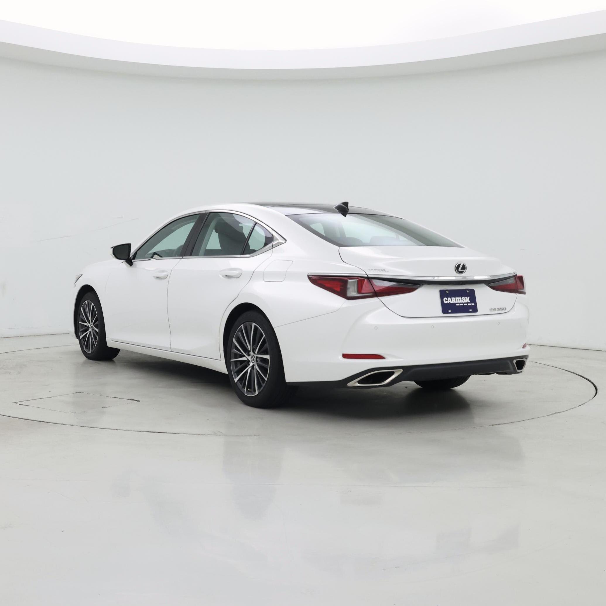 Thumbnail: 2022 Lexus ES - 2