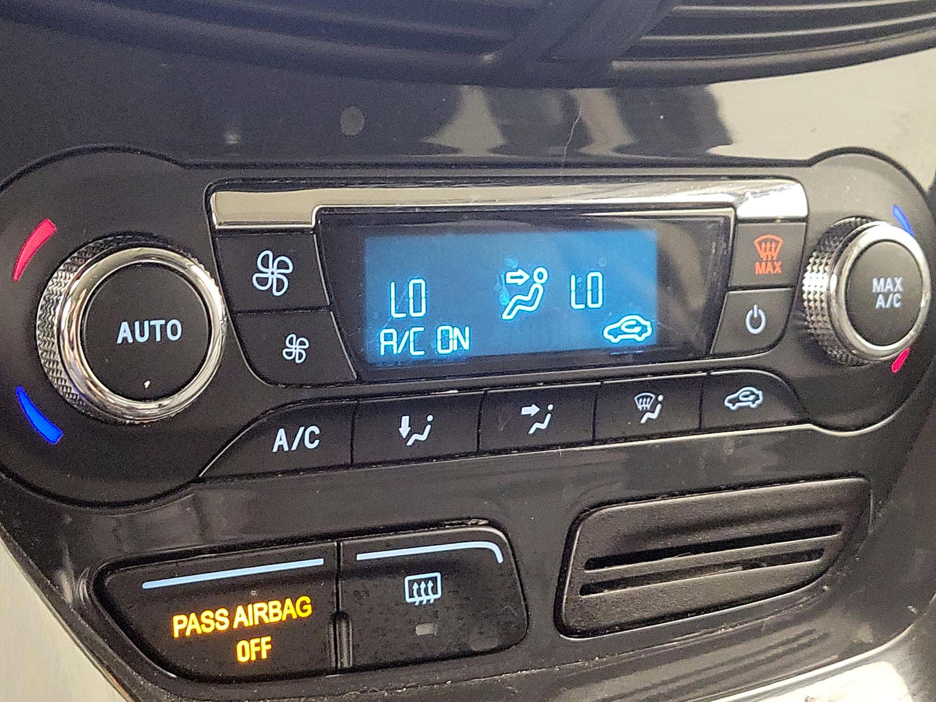 Thumbnail: 2016 Ford Escape - 16