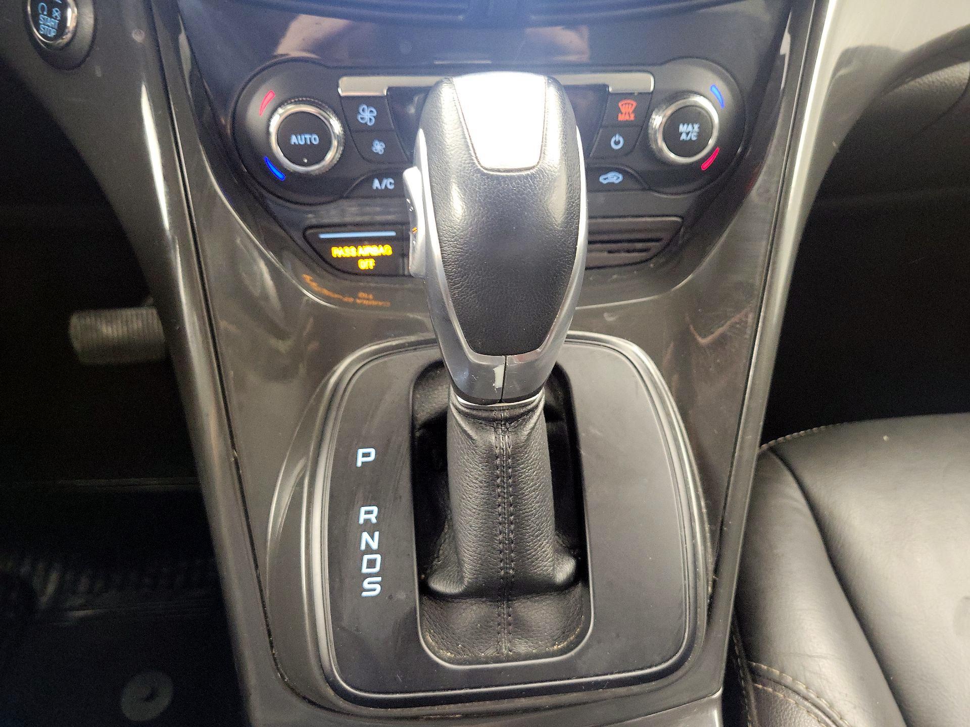 Thumbnail: 2016 Ford Escape - 17