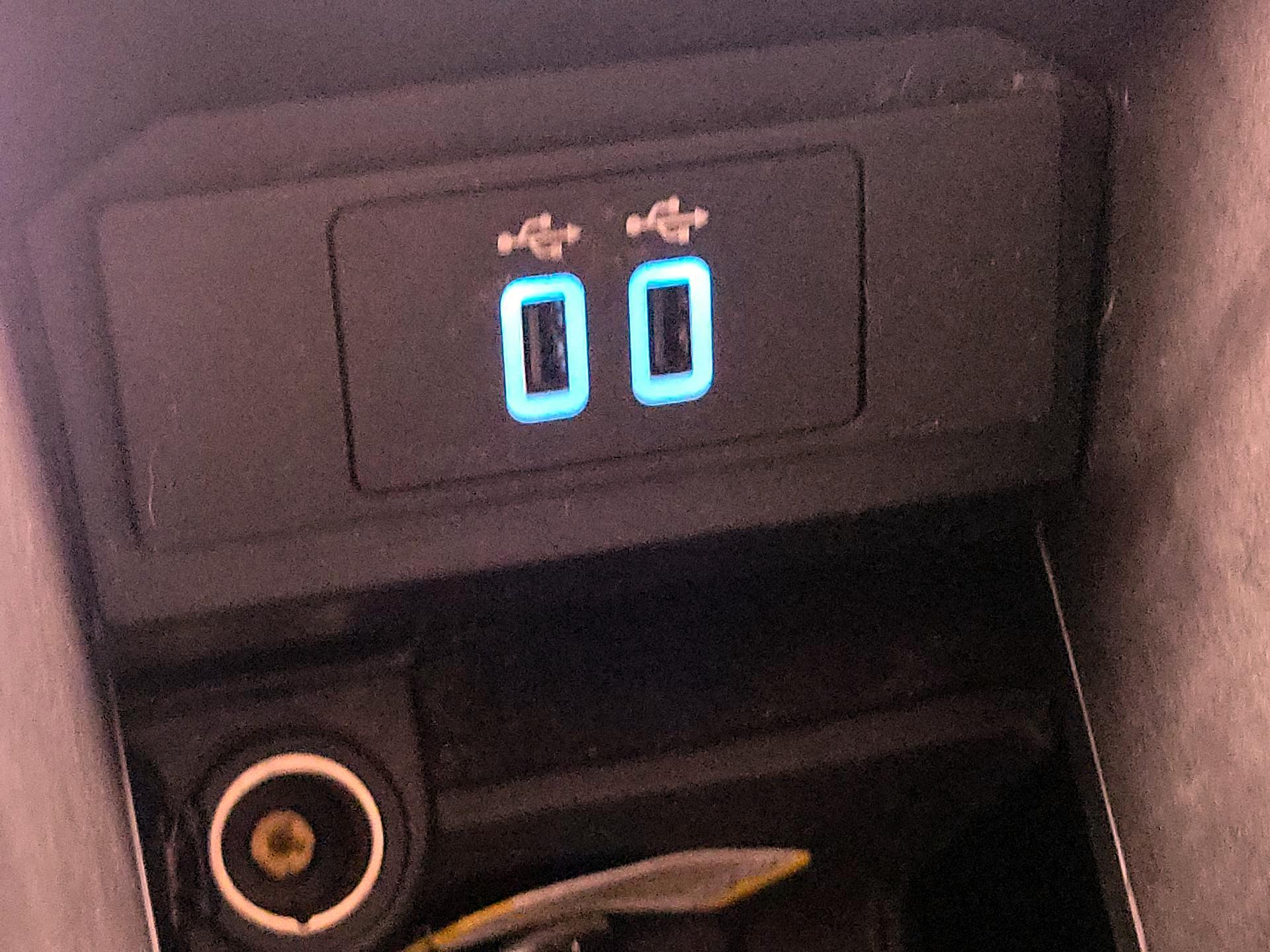 Thumbnail: 2016 Ford Escape - 18