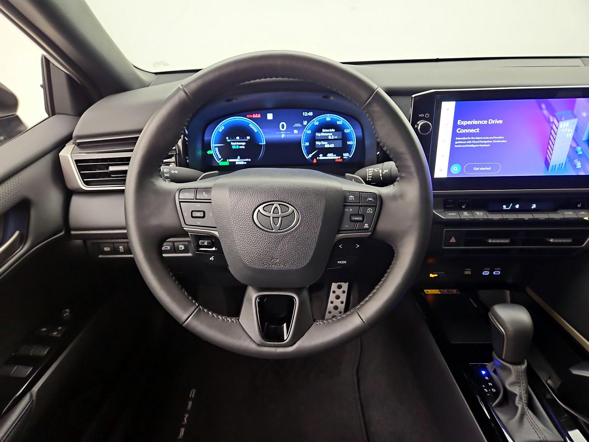 Thumbnail: 2025 Toyota Camry - 10