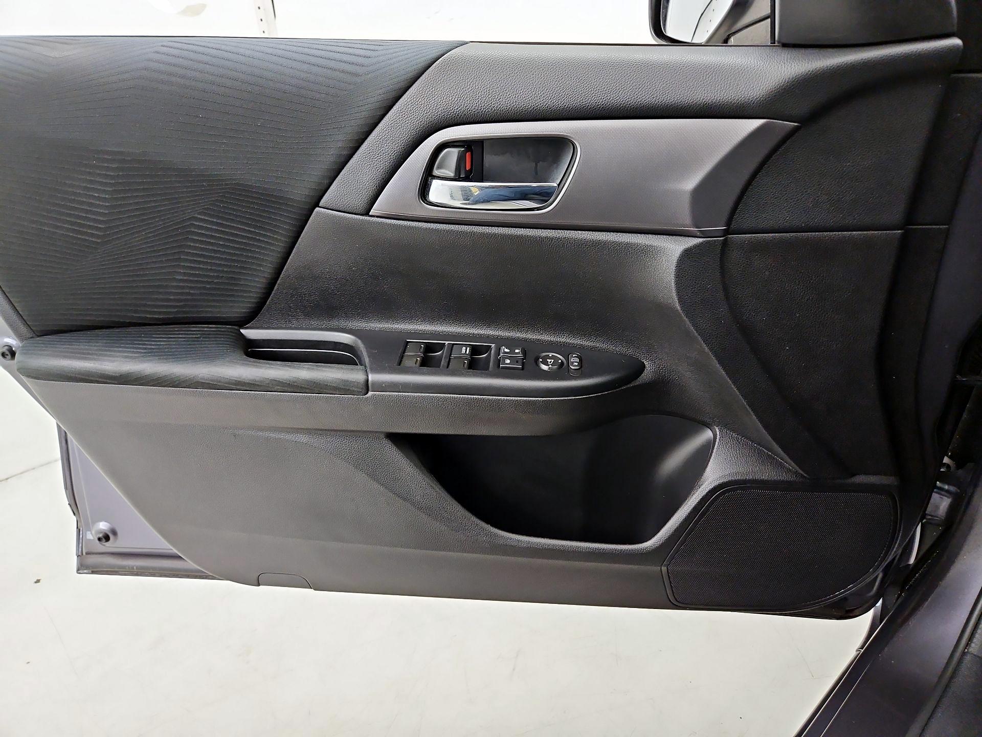 Thumbnail: 2014 Honda Accord - 12