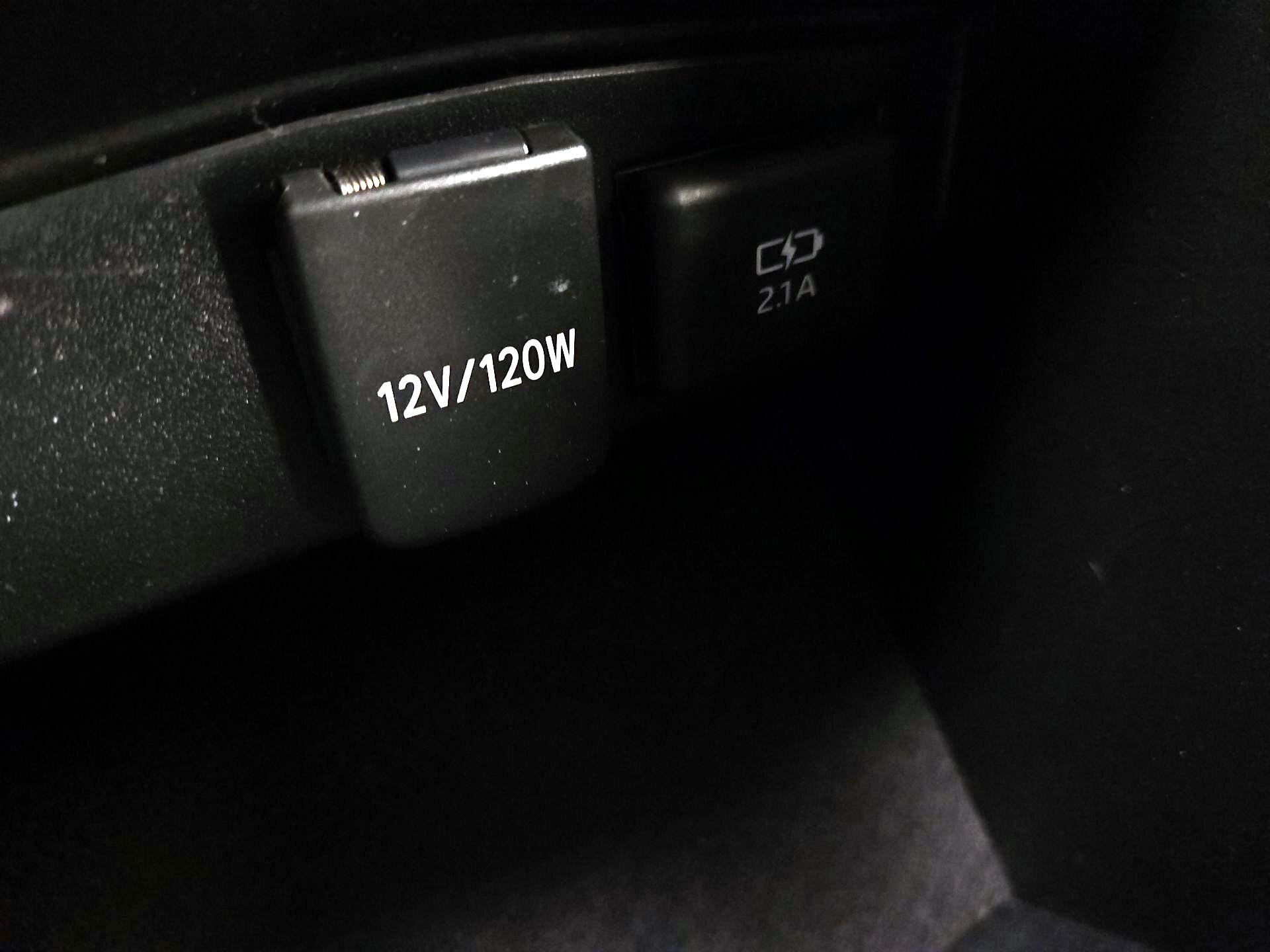 Thumbnail: 2020 Toyota Corolla - 18
