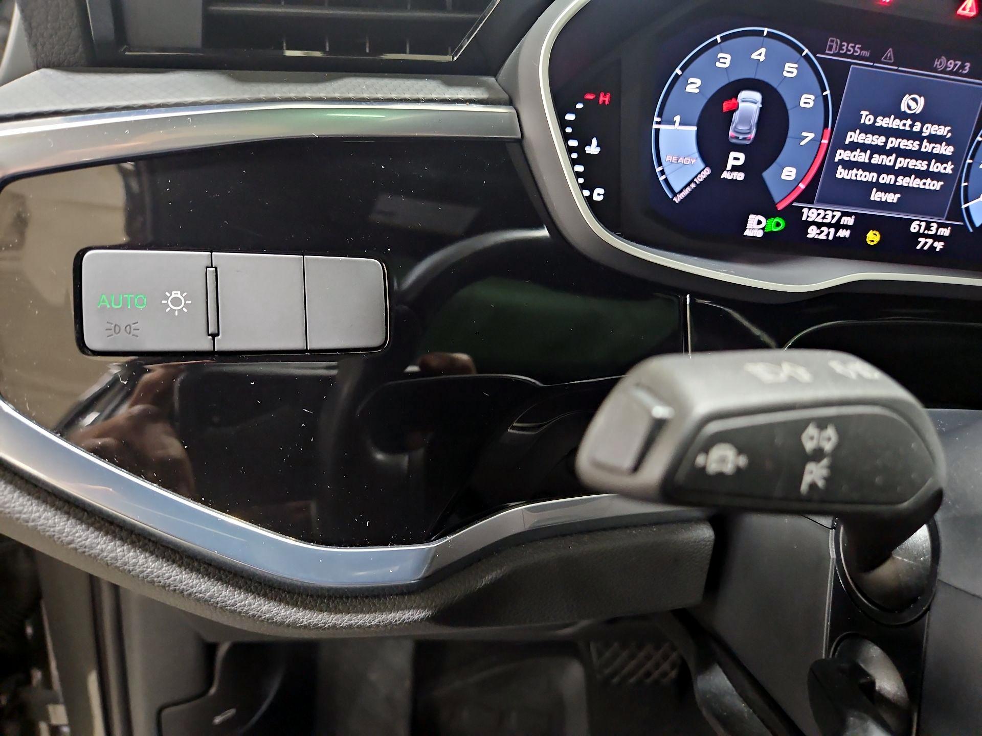 Thumbnail: 2021 Audi Q3 - 13
