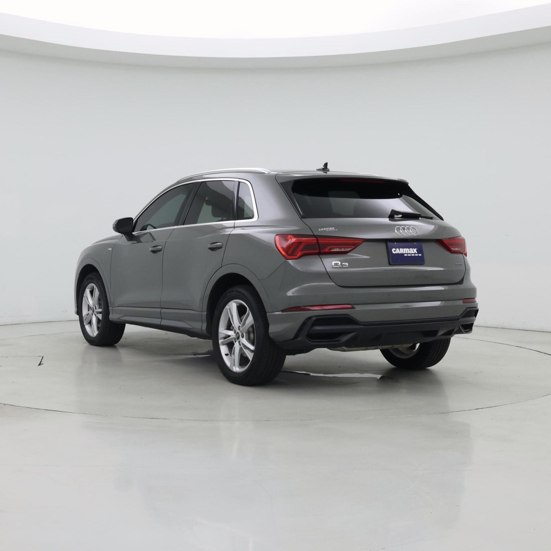 Thumbnail: 2021 Audi Q3 - 2