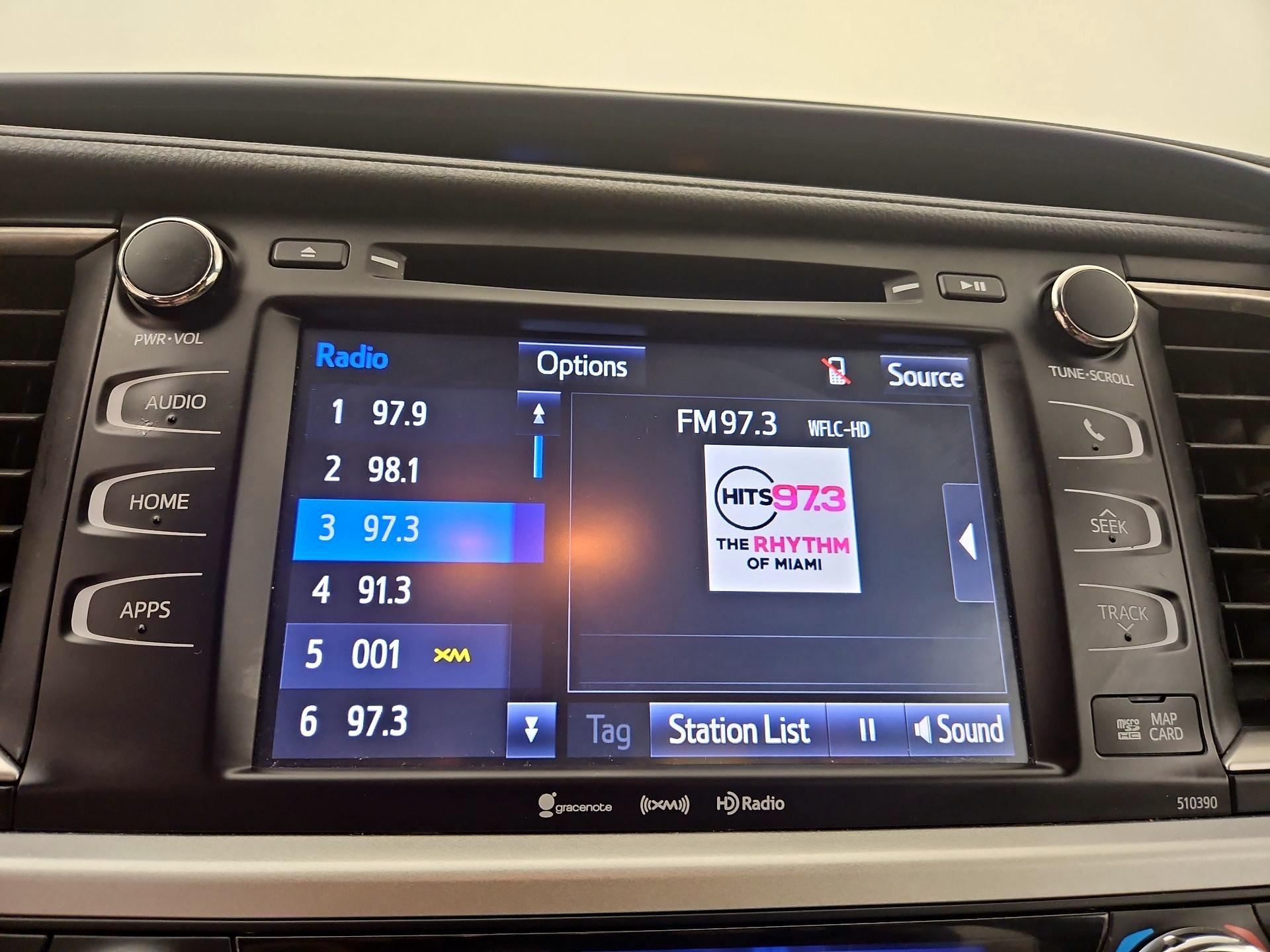 Thumbnail: 2019 Toyota Highlander - 16
