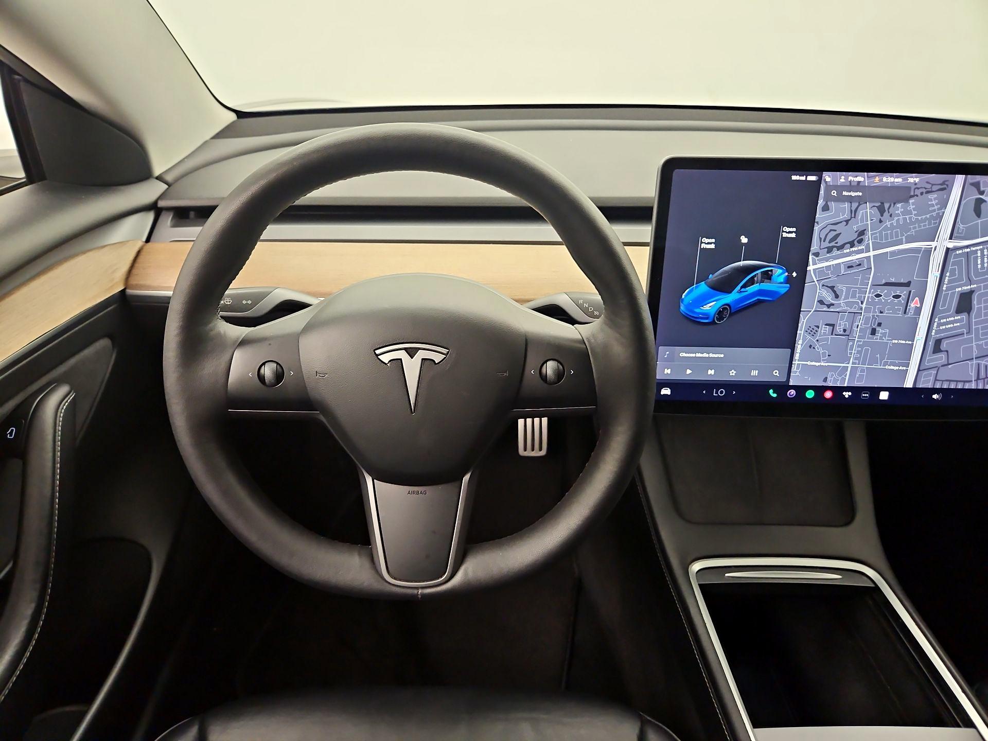 Thumbnail: 2021 Tesla Model 3 - 10