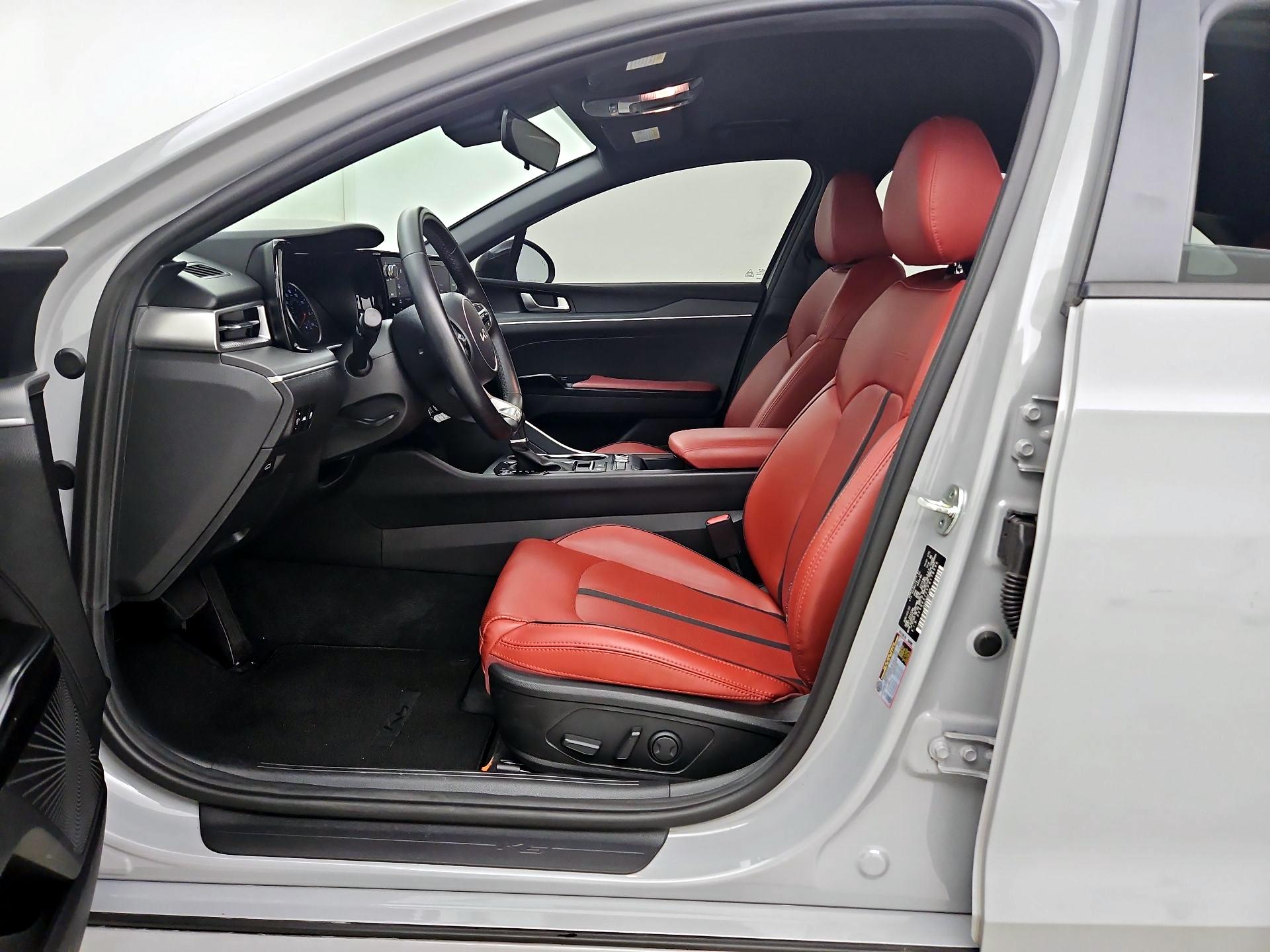 Thumbnail: 2023 Kia K5 - 11