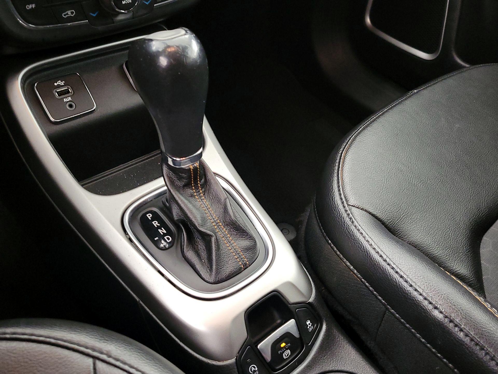 Thumbnail: 2018 Jeep Compass - 17