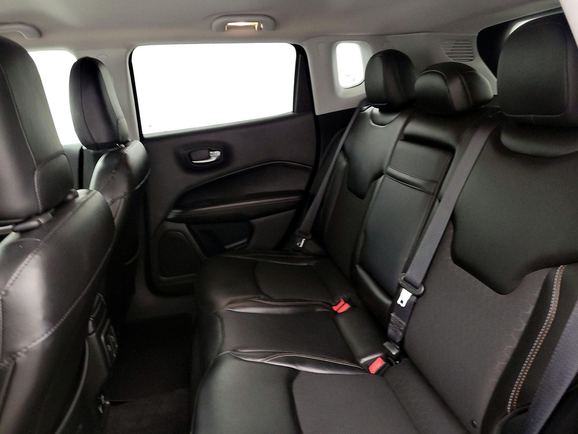 Thumbnail: 2018 Jeep Compass - 19