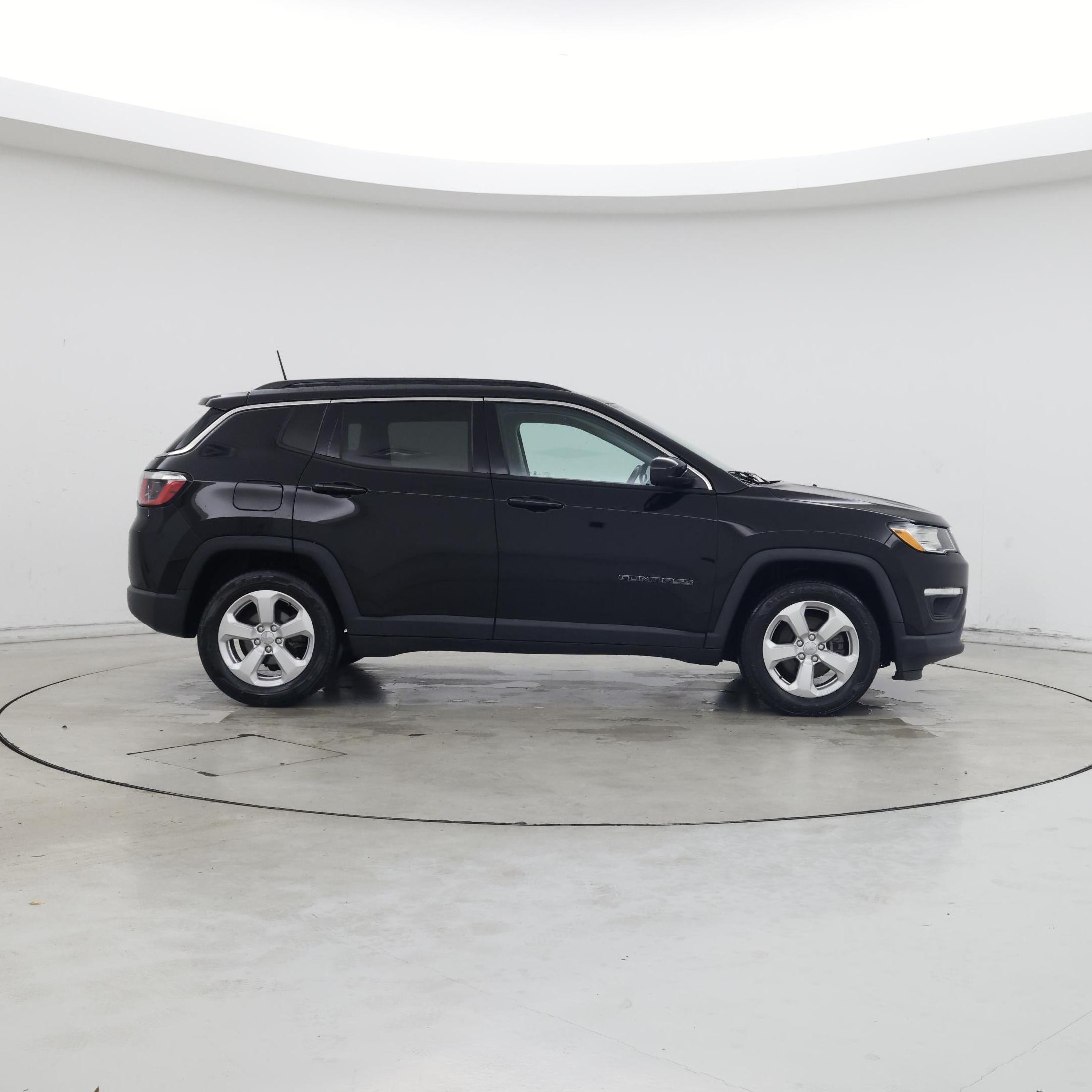 Thumbnail: 2018 Jeep Compass - 7