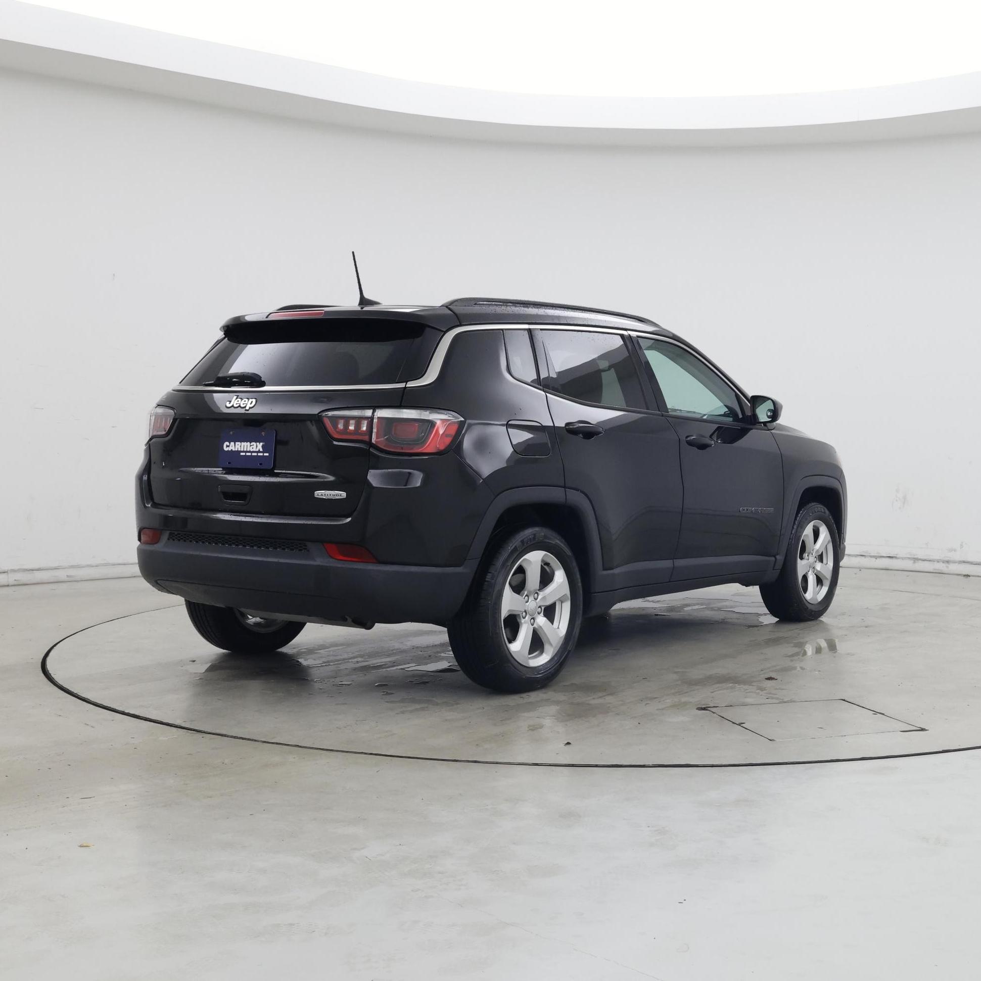 Thumbnail: 2018 Jeep Compass - 8