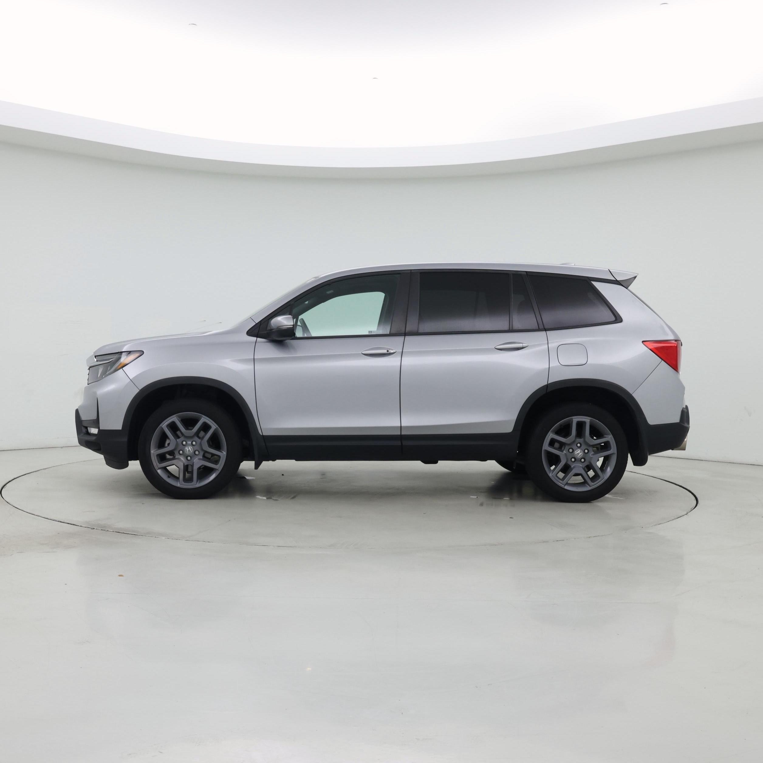 Thumbnail: 2023 Honda Passport - 3
