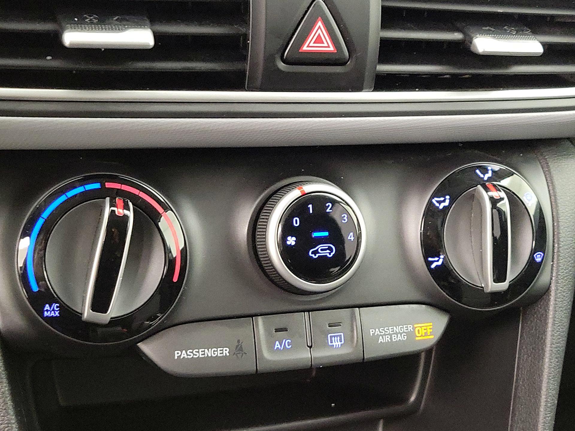 Thumbnail: 2020 Hyundai Kona - 16