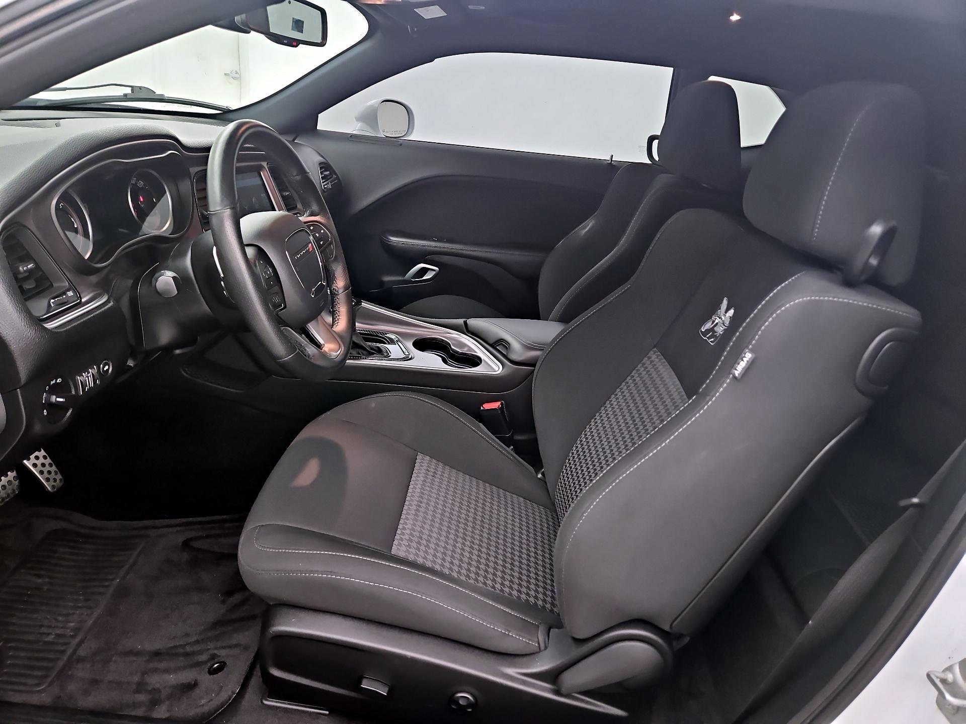 Thumbnail: 2019 Dodge Challenger - 11