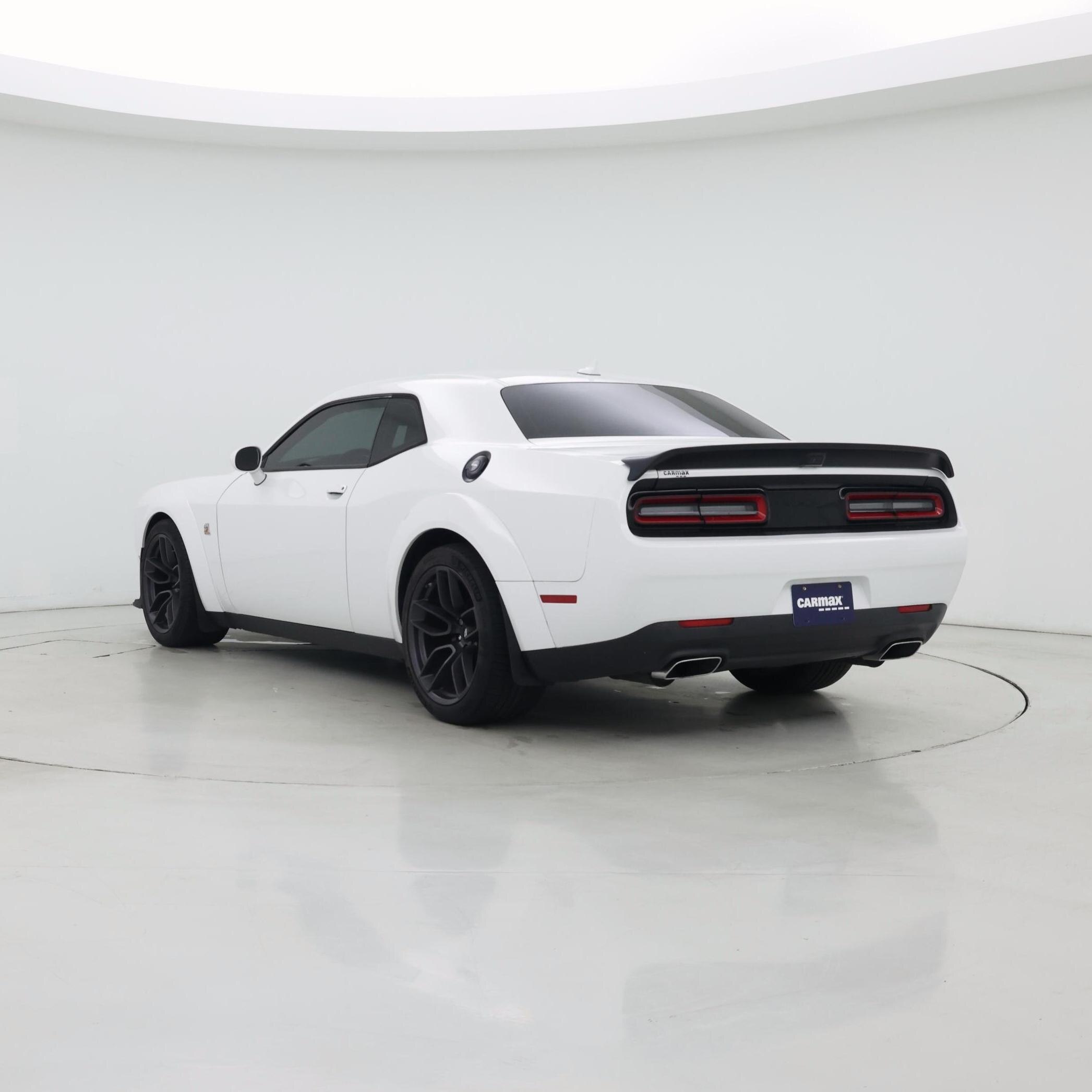 Thumbnail: 2019 Dodge Challenger - 2