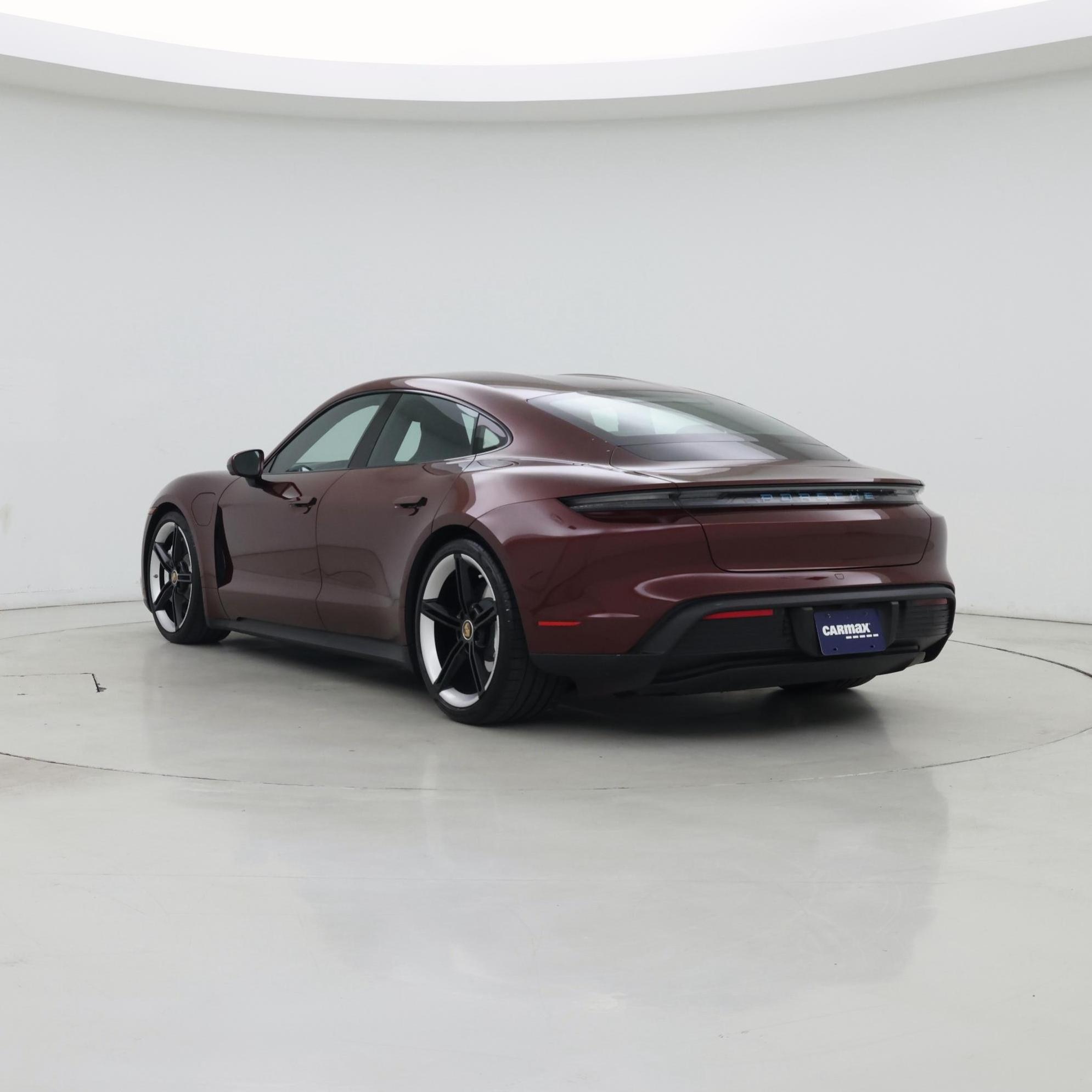 Thumbnail: 2021 Porsche Taycan - 2