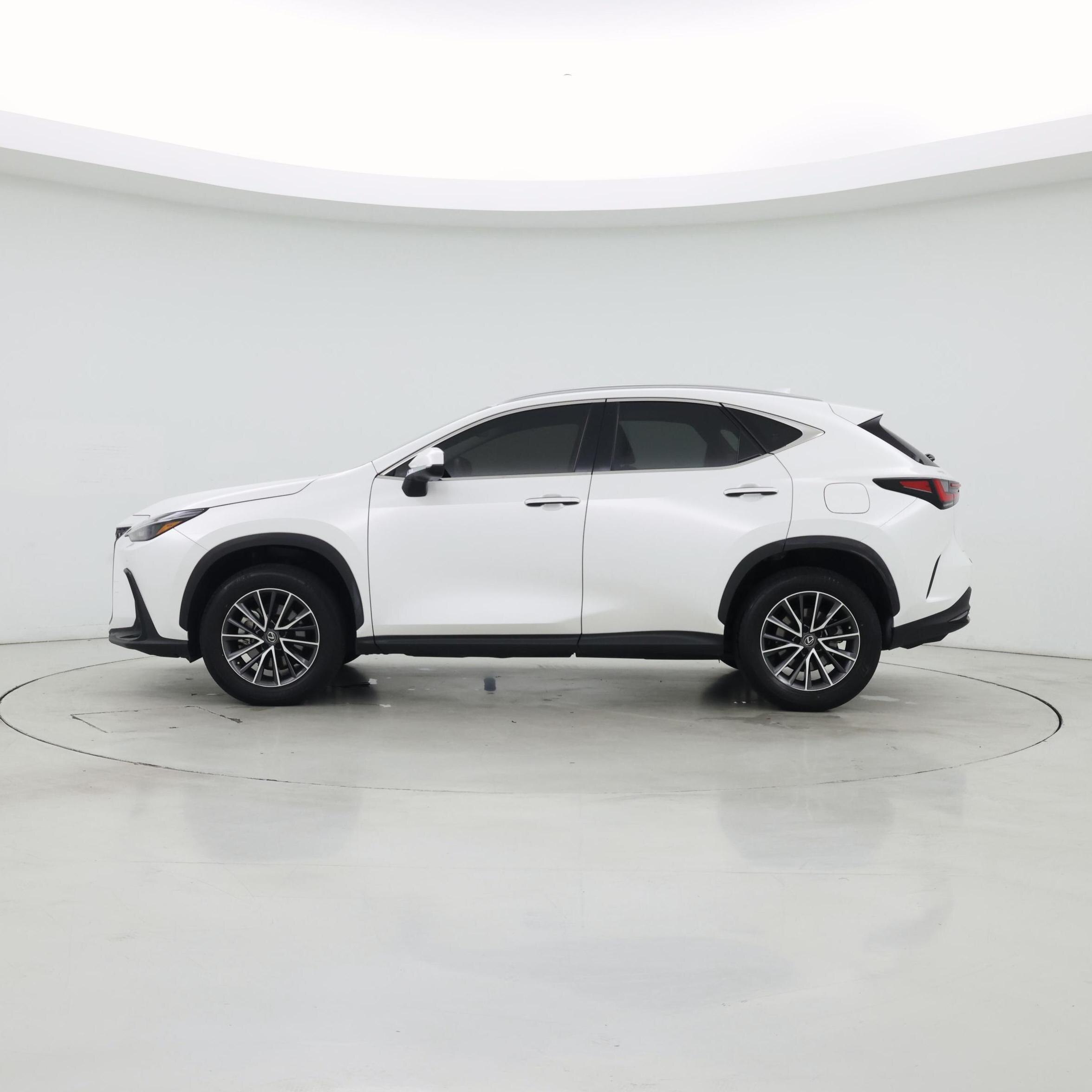 Thumbnail: 2022 Lexus NX - 3
