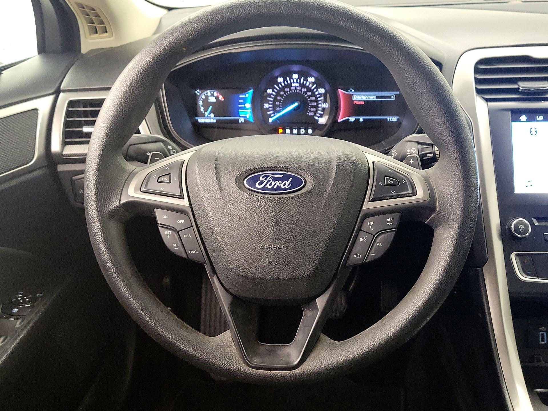 Thumbnail: 2018 Ford Fusion - 10