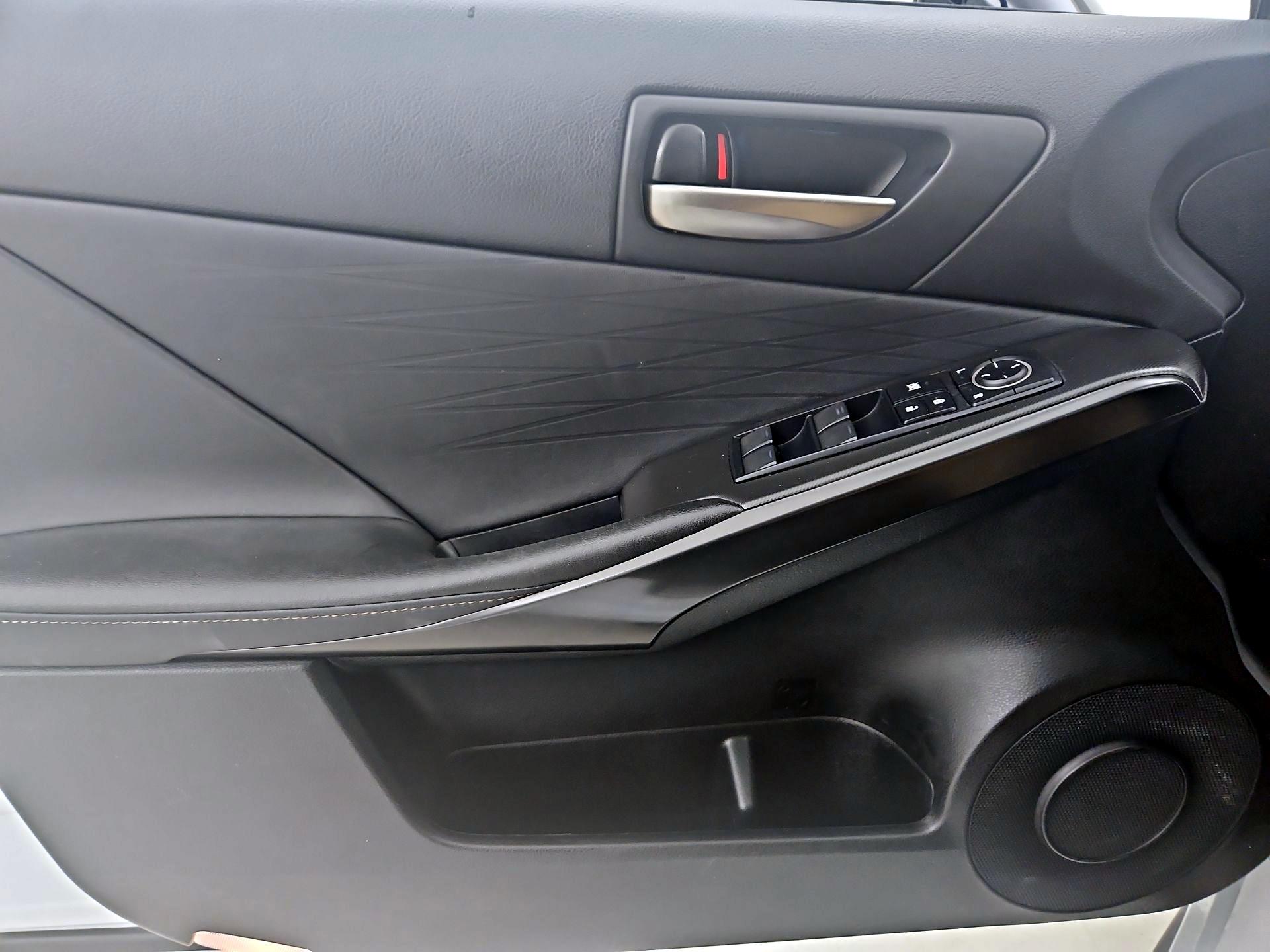 Thumbnail: 2021 Lexus IS - 12