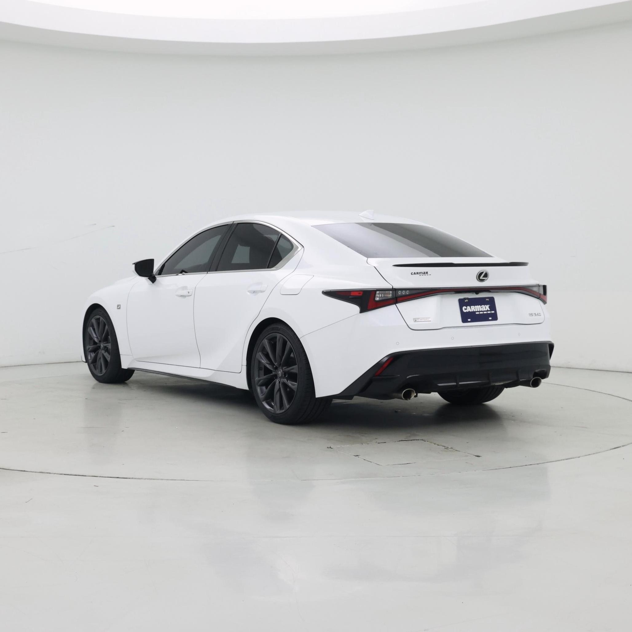 Thumbnail: 2021 Lexus IS - 2