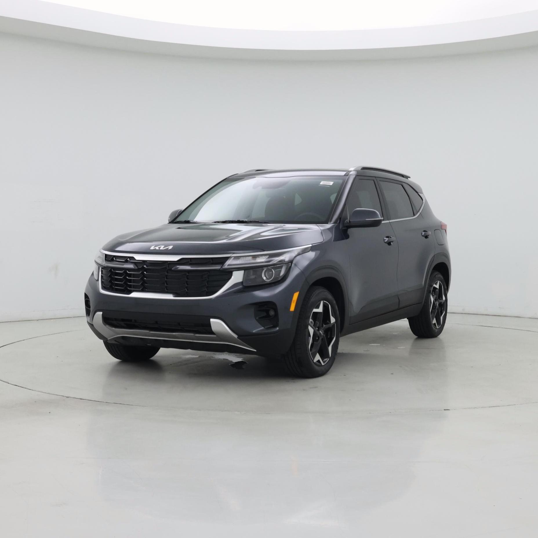 Thumbnail: 2024 Kia Seltos - 4