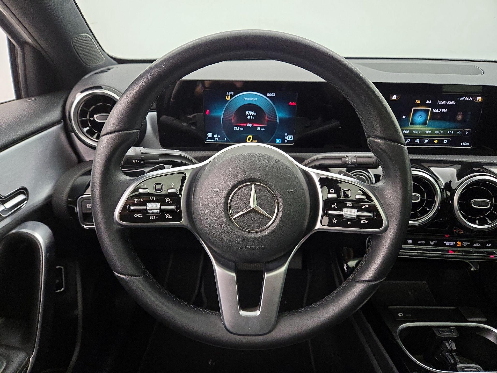 Thumbnail: 2020 Mercedes-Benz A-Class - 10