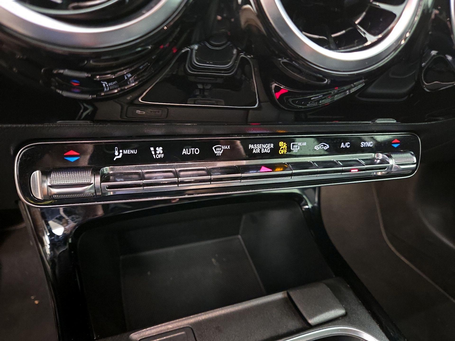 Thumbnail: 2020 Mercedes-Benz A-Class - 16