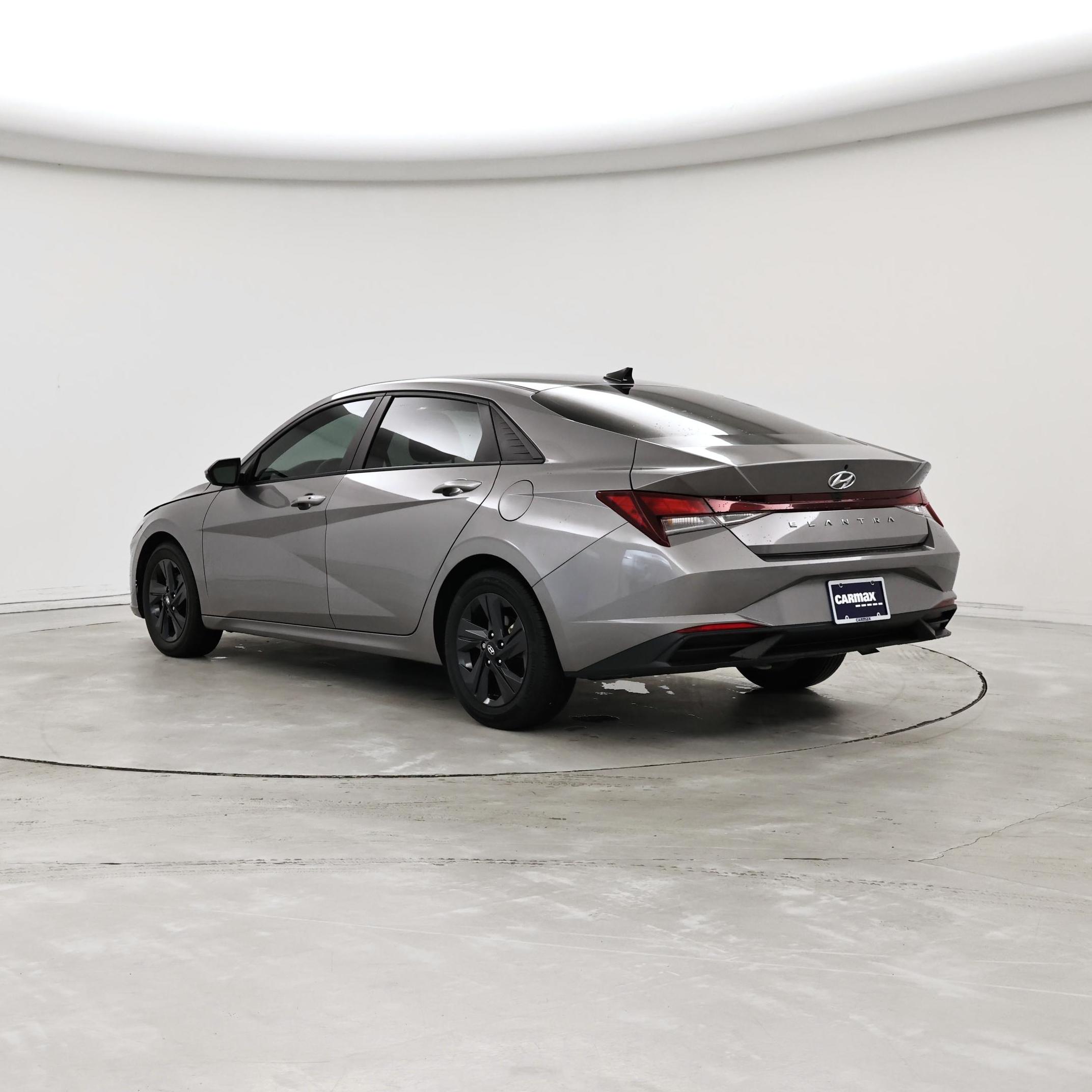 Thumbnail: 2023 Hyundai Elantra - 2