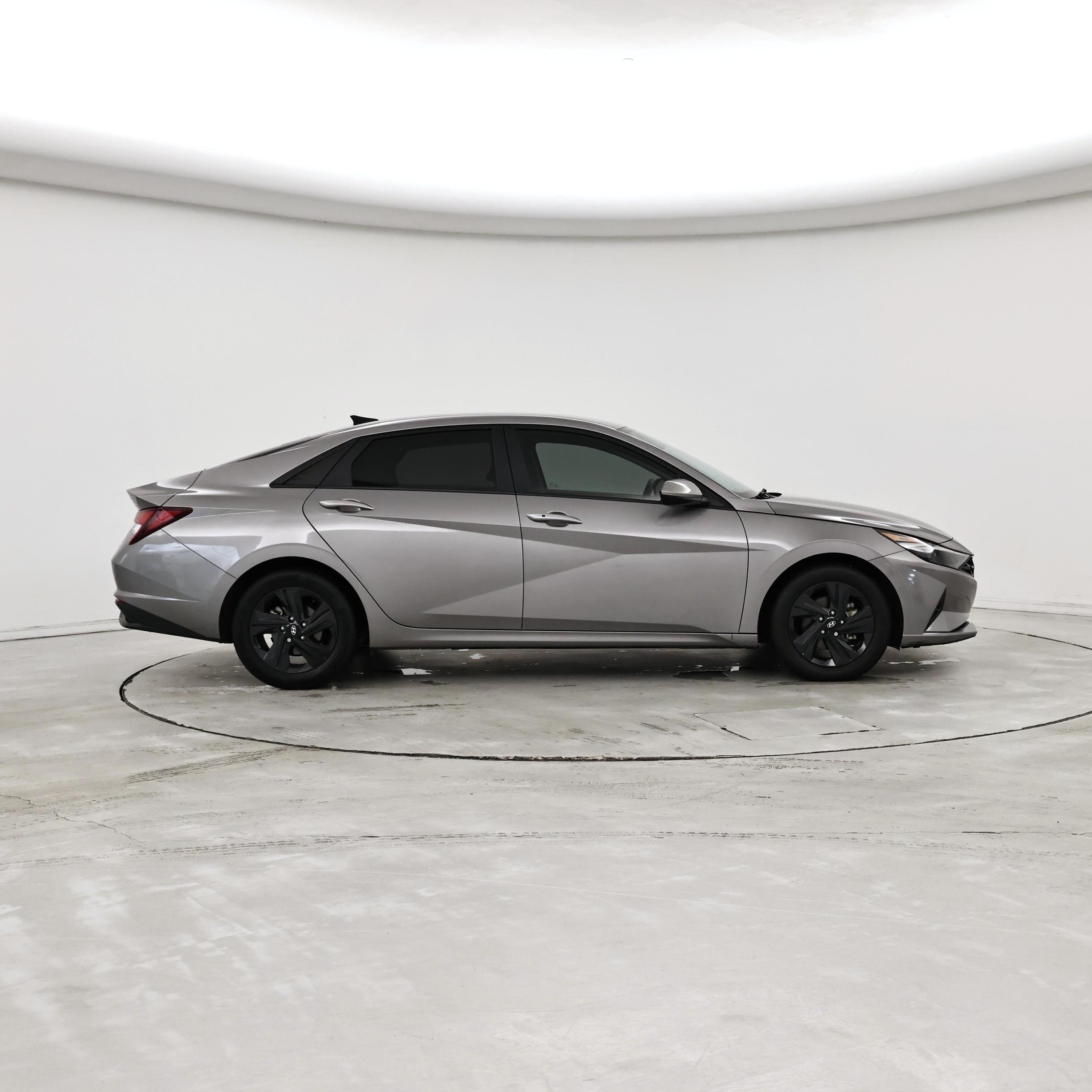 Thumbnail: 2023 Hyundai Elantra - 7