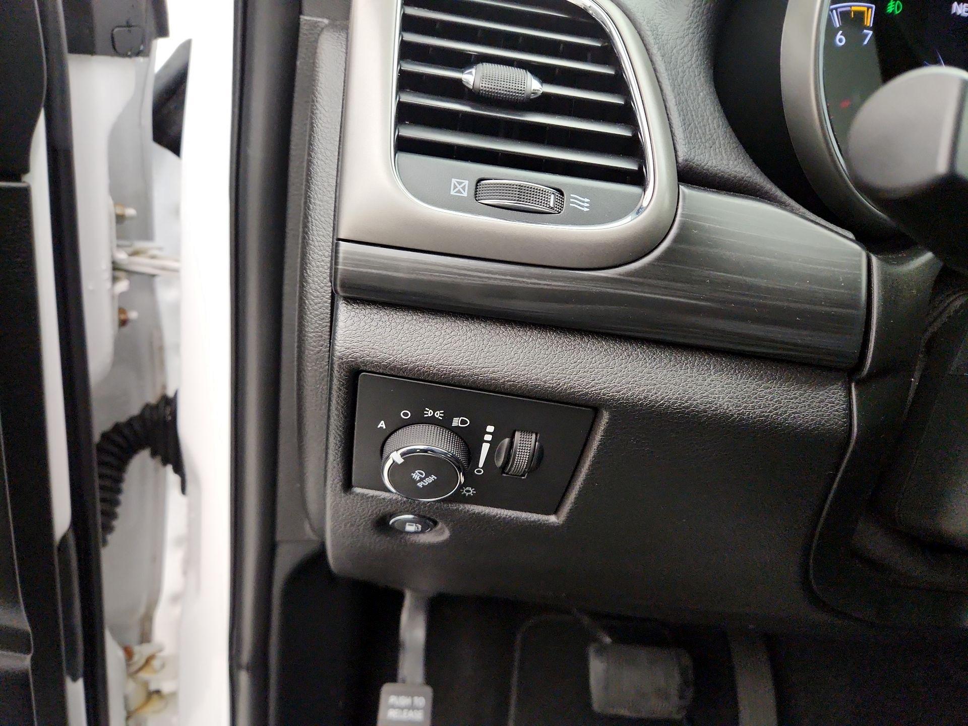 Thumbnail: 2020 Jeep Grand Cherokee - 13